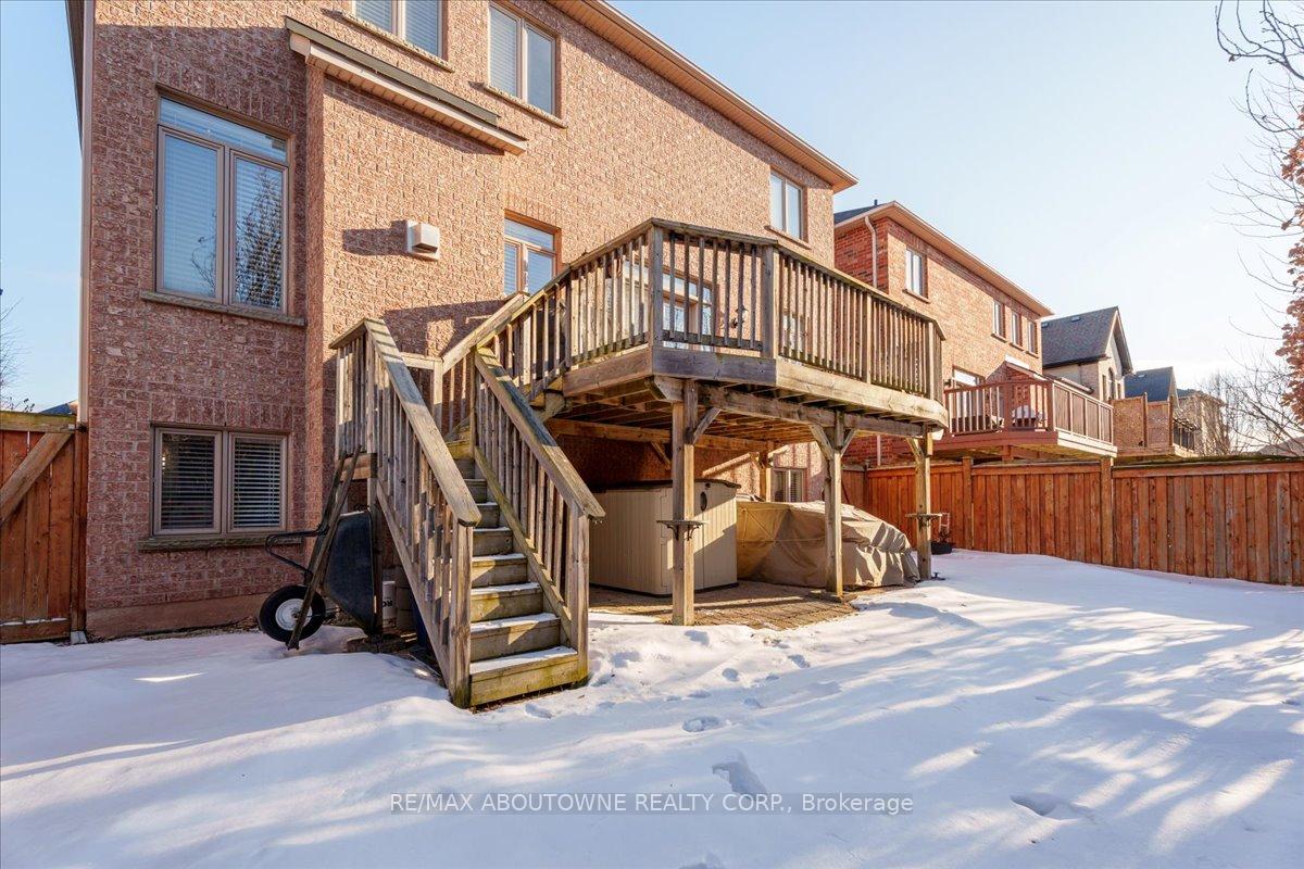 3260 Ribble Crescent