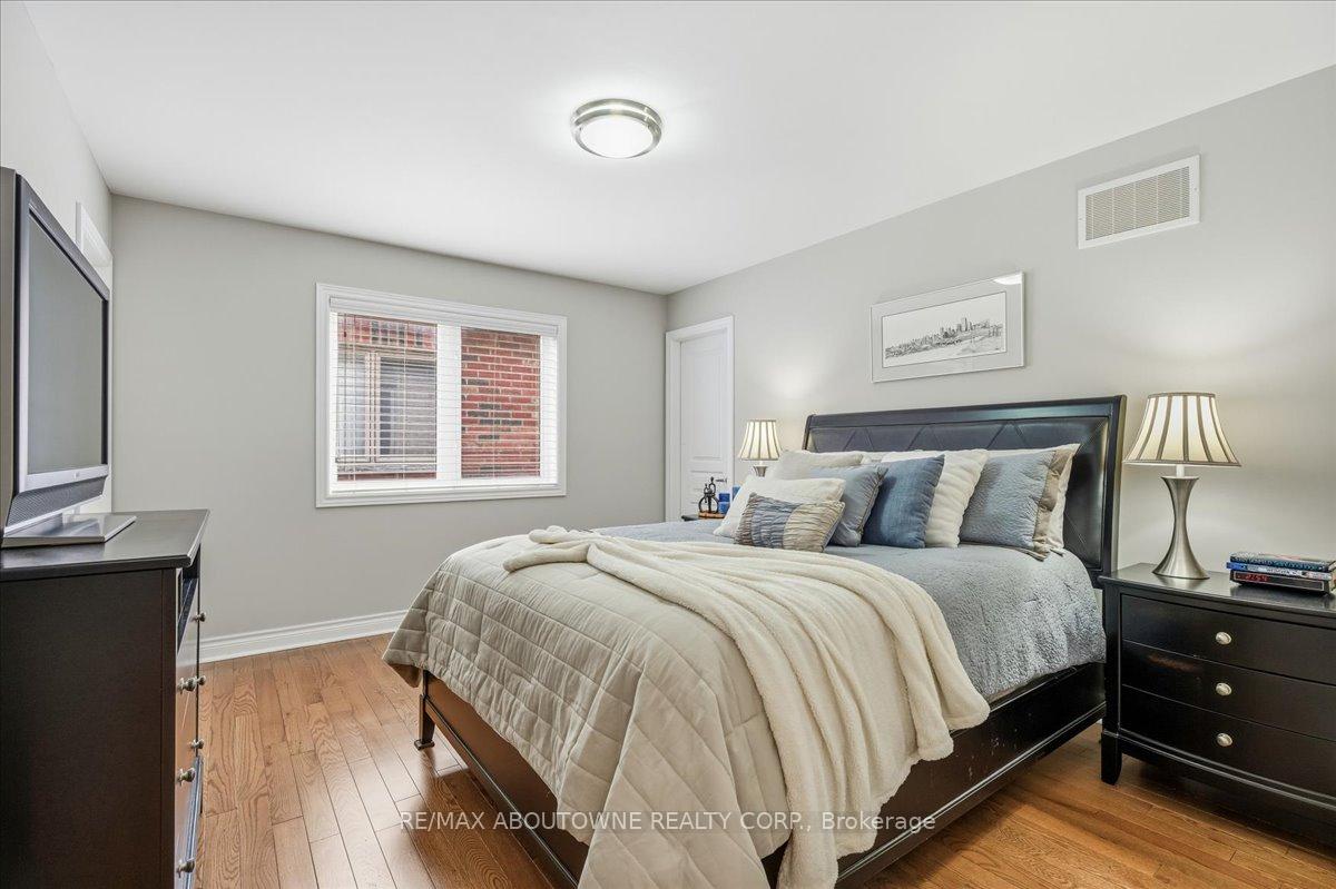 3260 Ribble Crescent