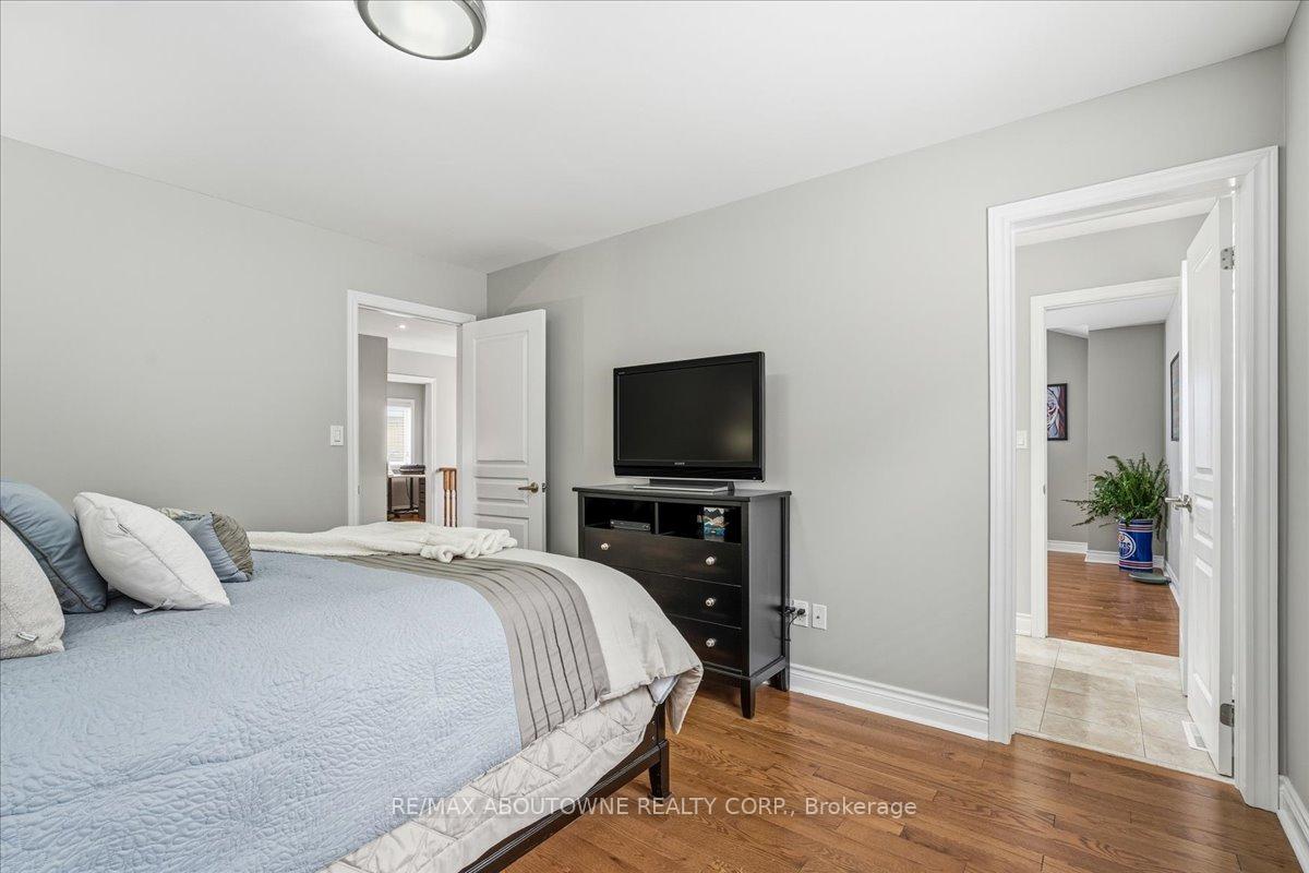 3260 Ribble Crescent