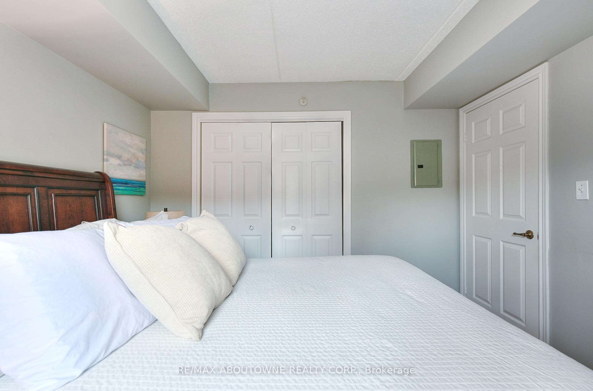 1470 Bishops Gate 104