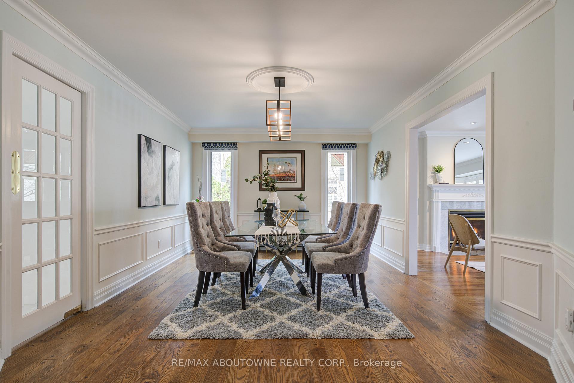 1328 King Henry Court