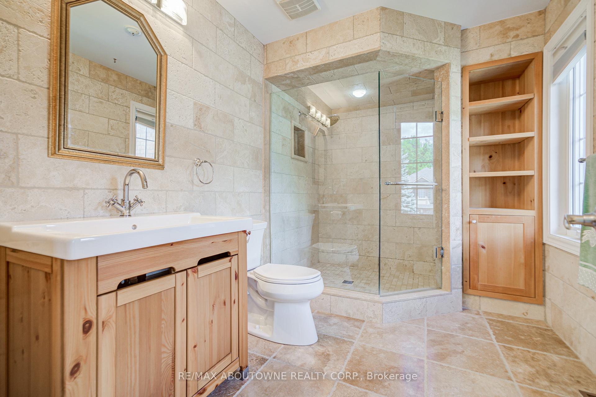 5128 Falconcrest Drive