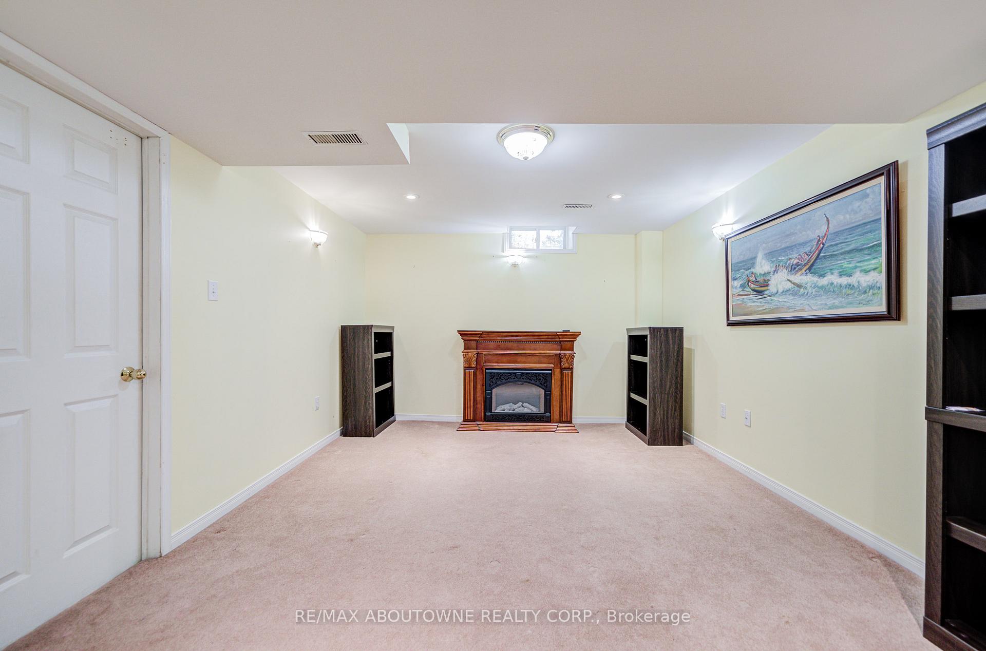 5128 Falconcrest Drive
