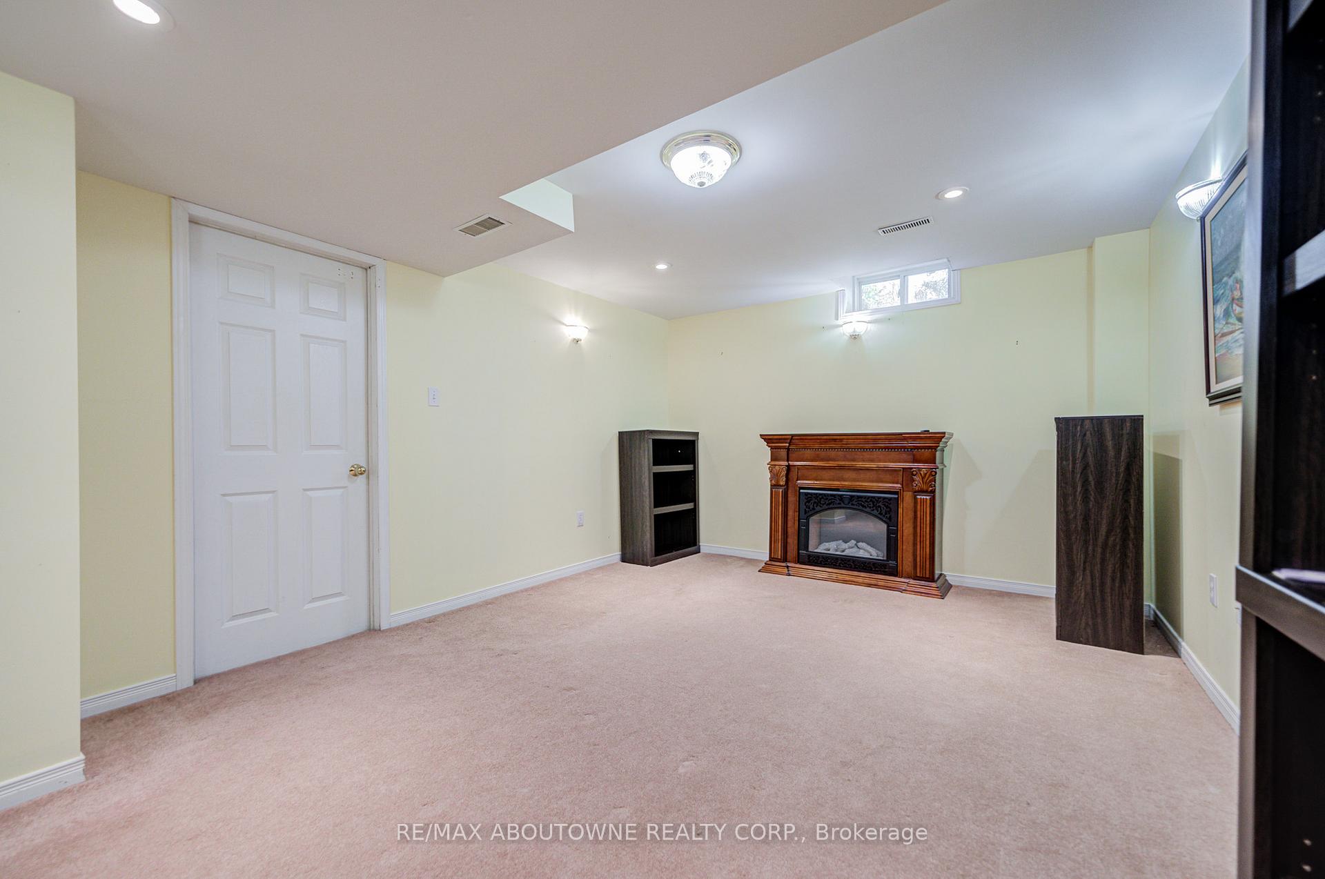 5128 Falconcrest Drive