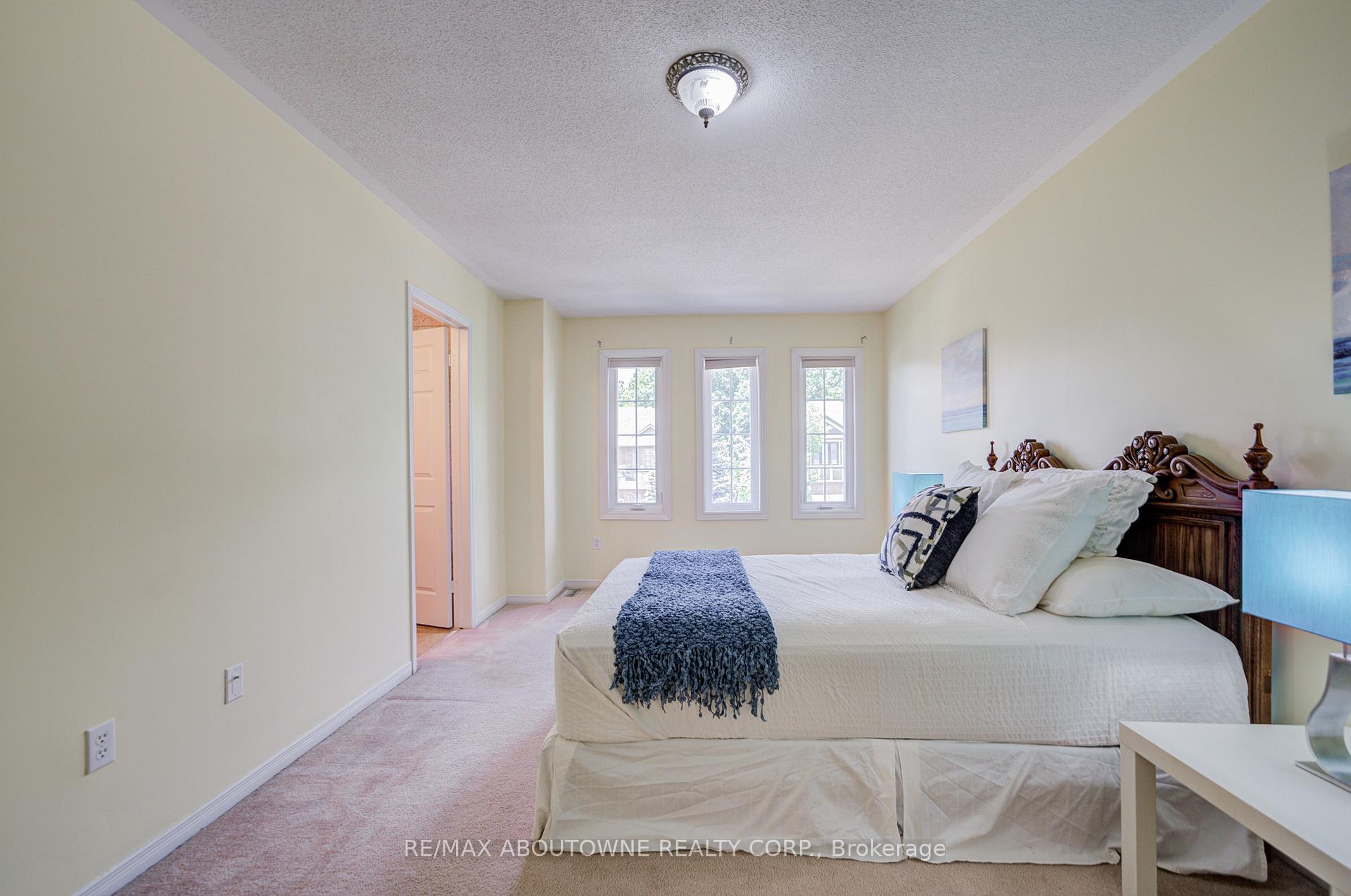 5128 Falconcrest Drive