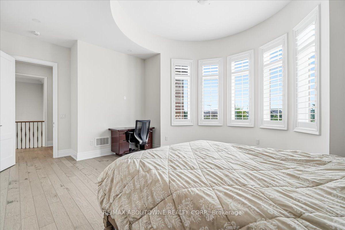 2359 Saw Whet Boulevard