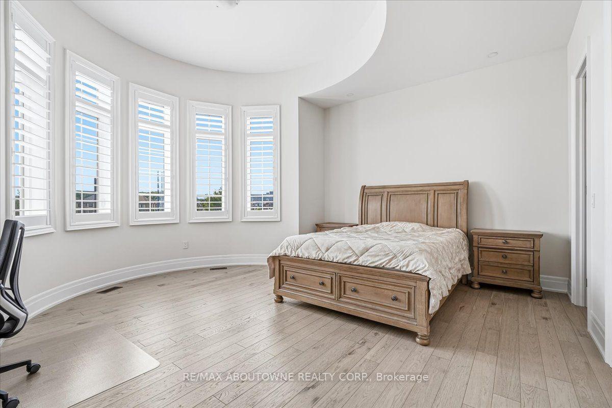 2359 Saw Whet Boulevard