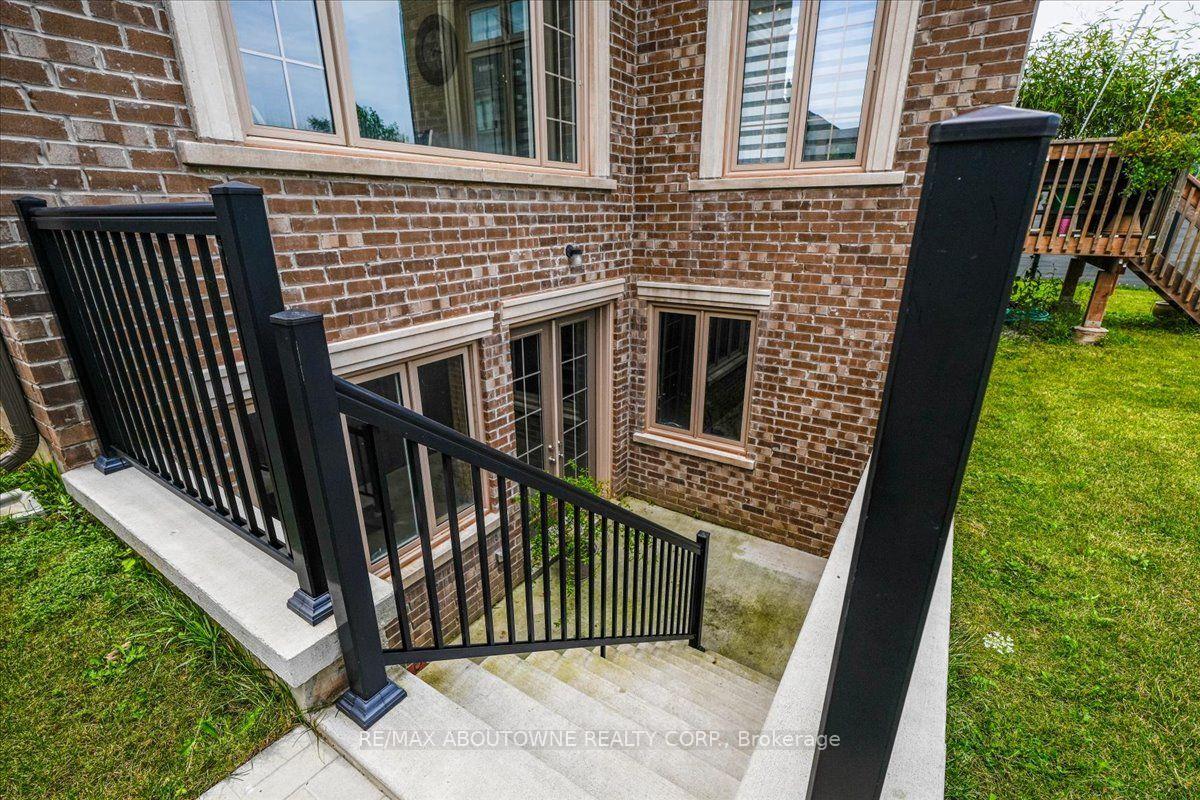 2359 Saw Whet Boulevard