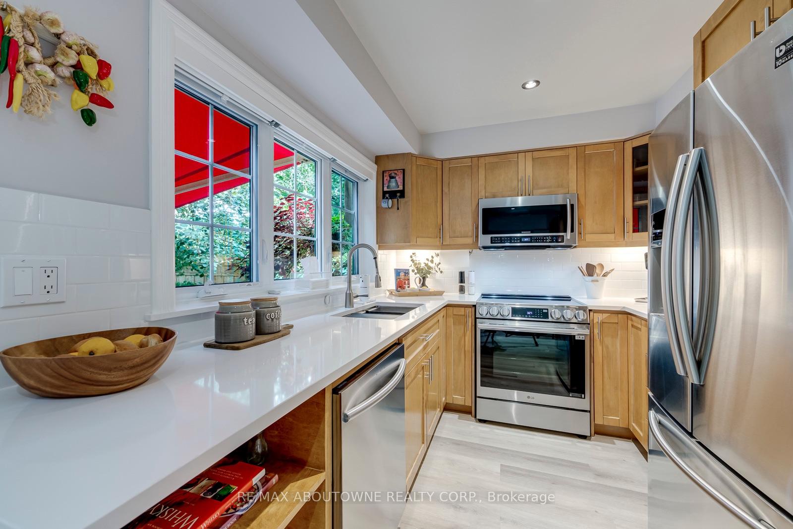 1198 Potters Wheel Crescent