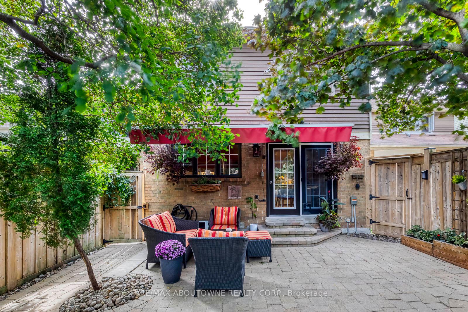 1198 Potters Wheel Crescent