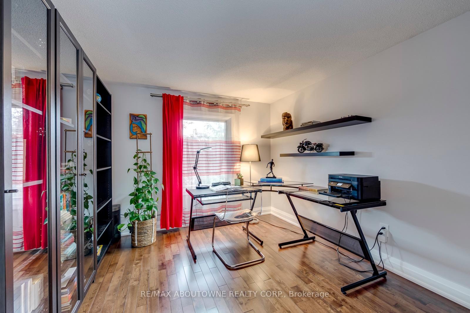 1198 Potters Wheel Crescent