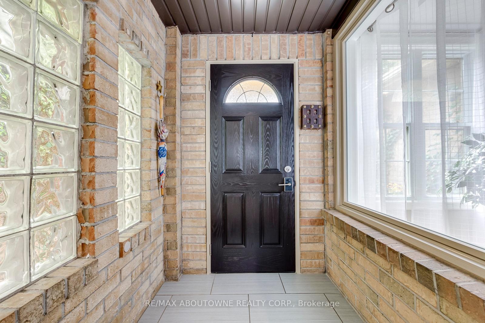 1198 Potters Wheel Crescent