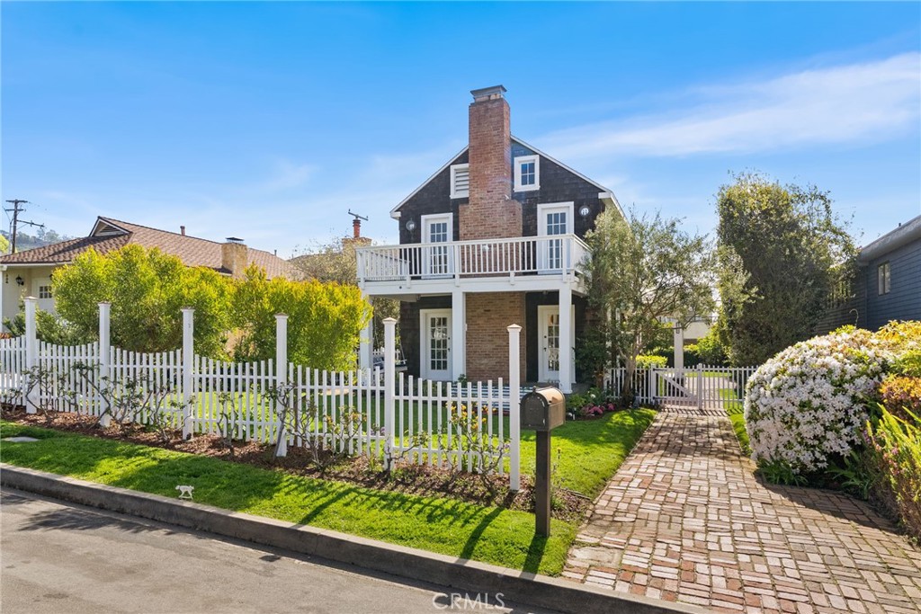 369 Hawthorne Road