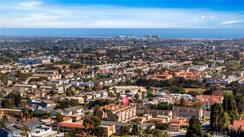 7655 Yorktown Avenue