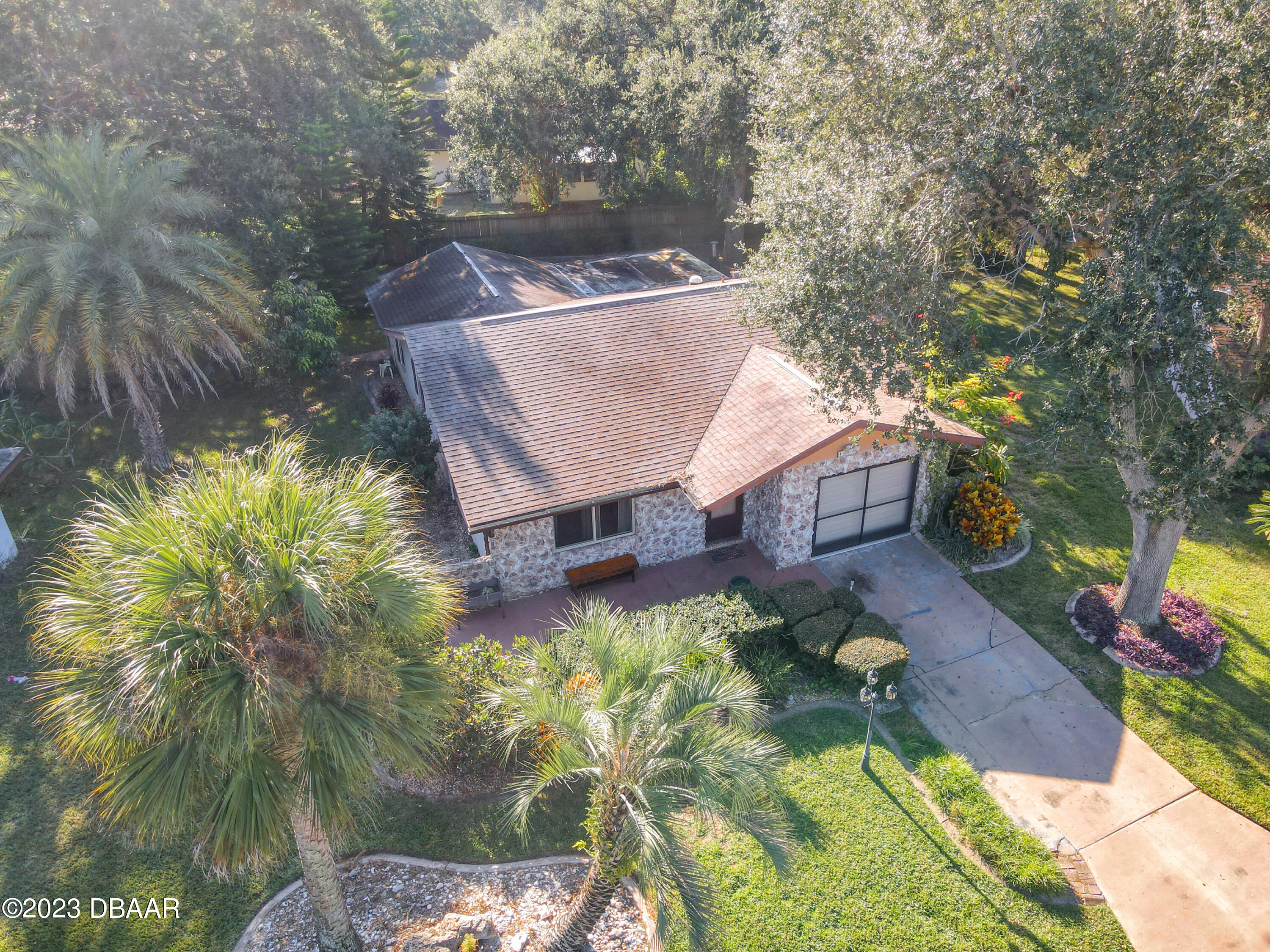 1216 Isthmus Drive