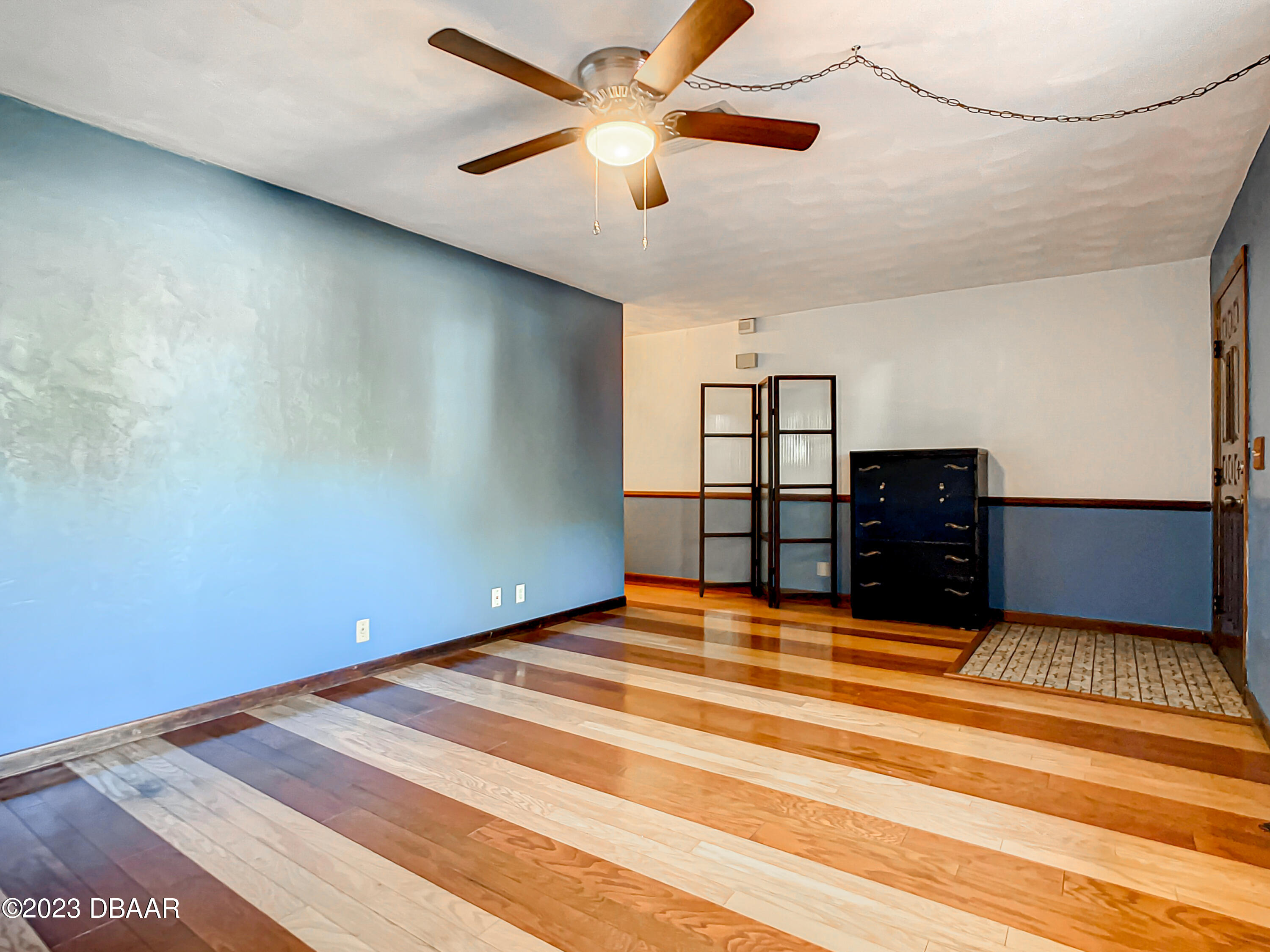 1216 Isthmus Drive