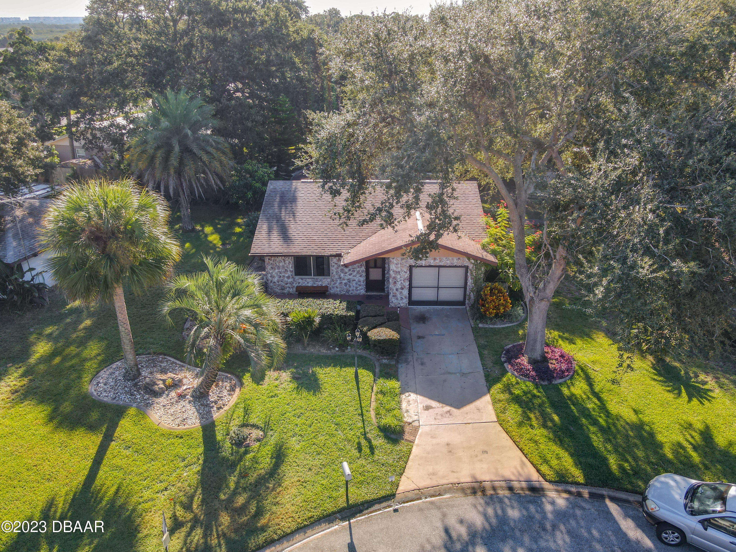 1216 Isthmus Drive