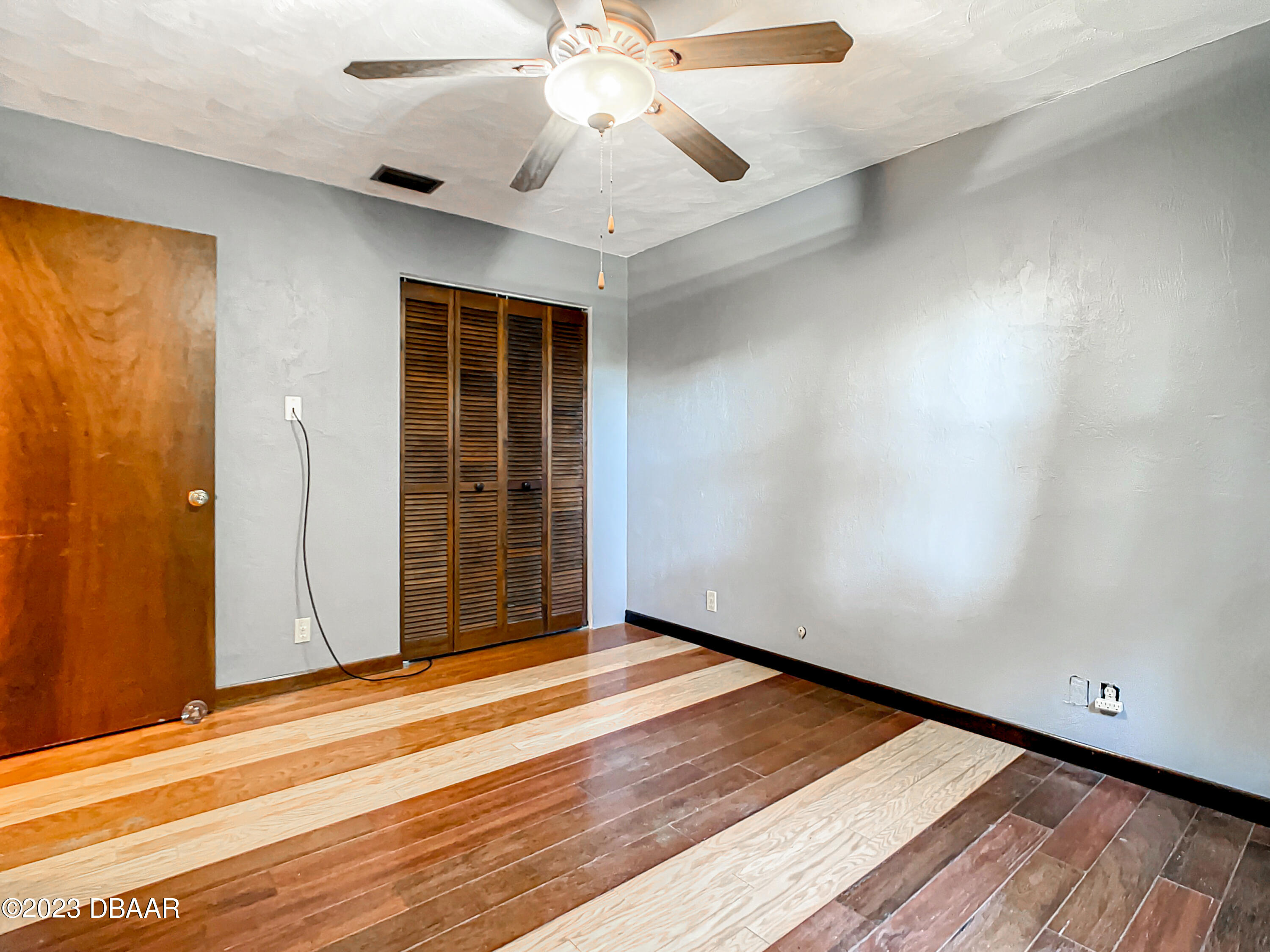1216 Isthmus Drive