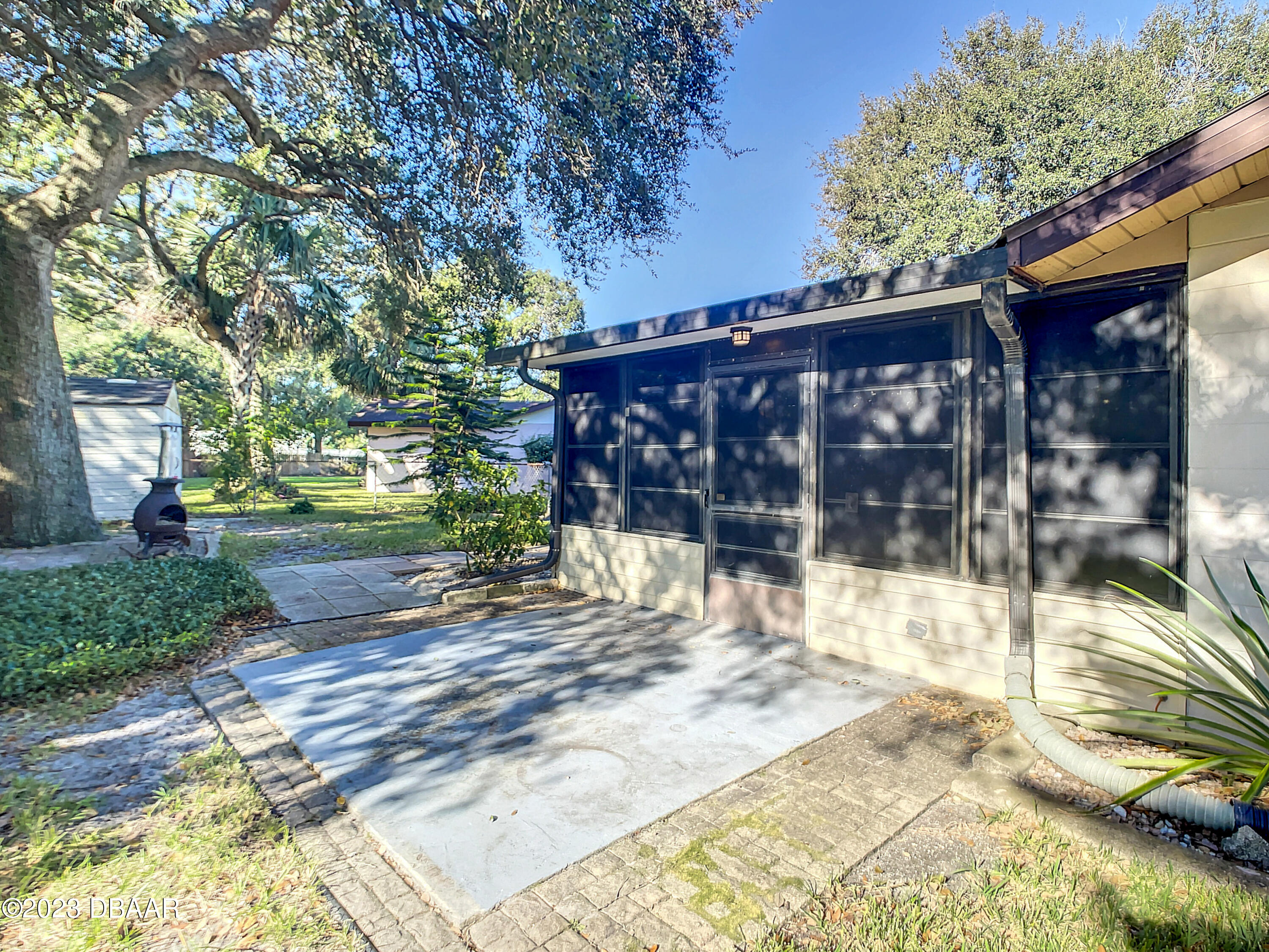 1216 Isthmus Drive