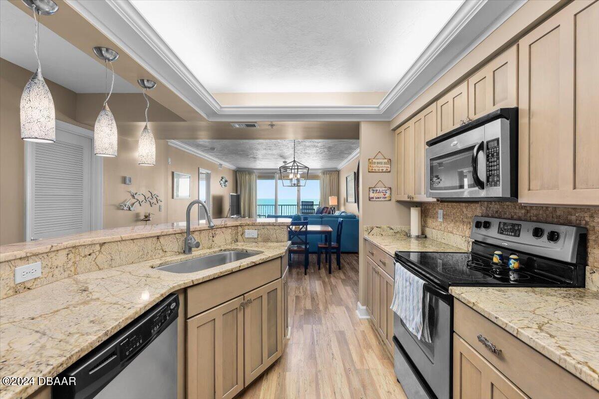 4555 S Atlantic Avenue, 4604