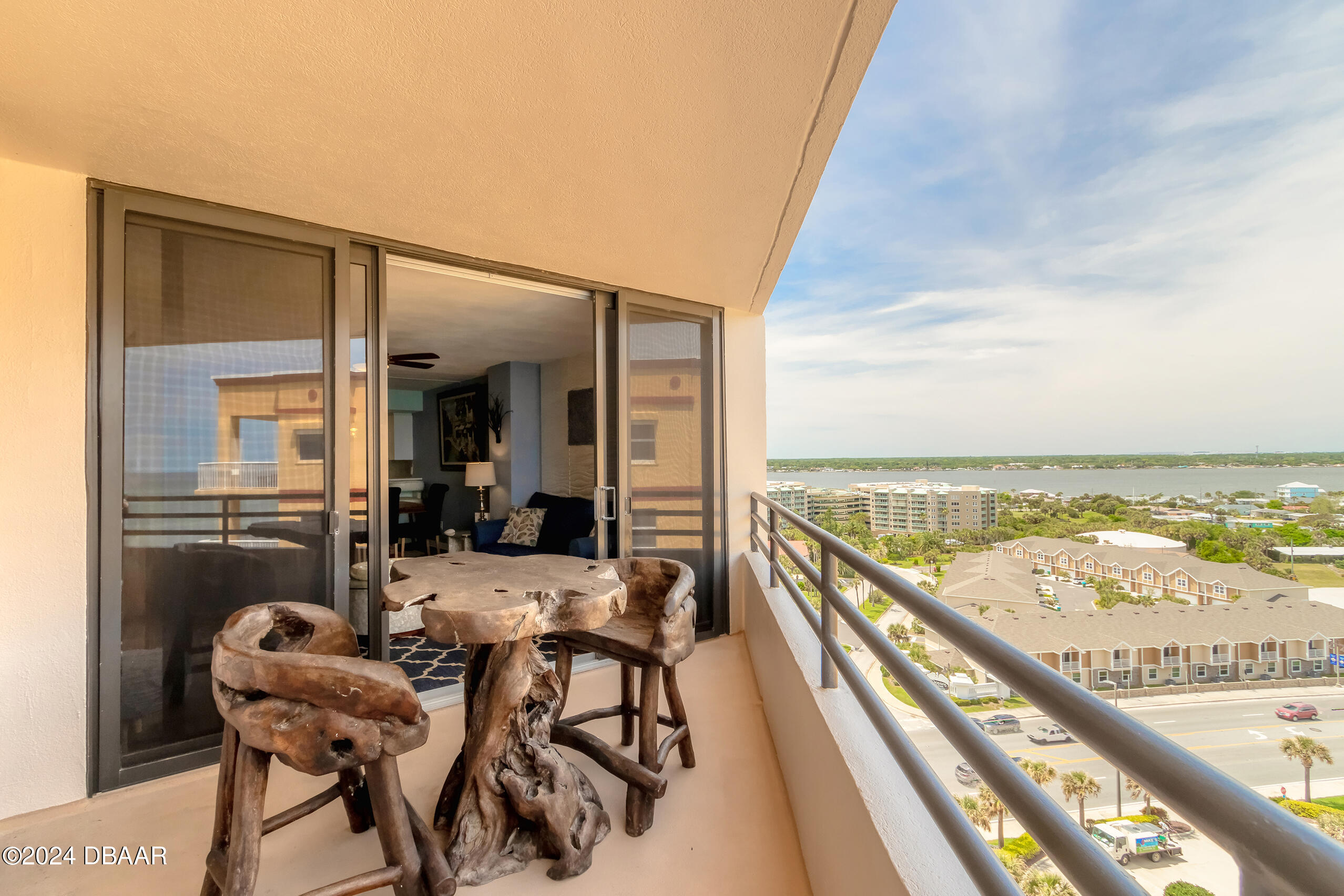 2917 S Atlantic Avenue, 1203