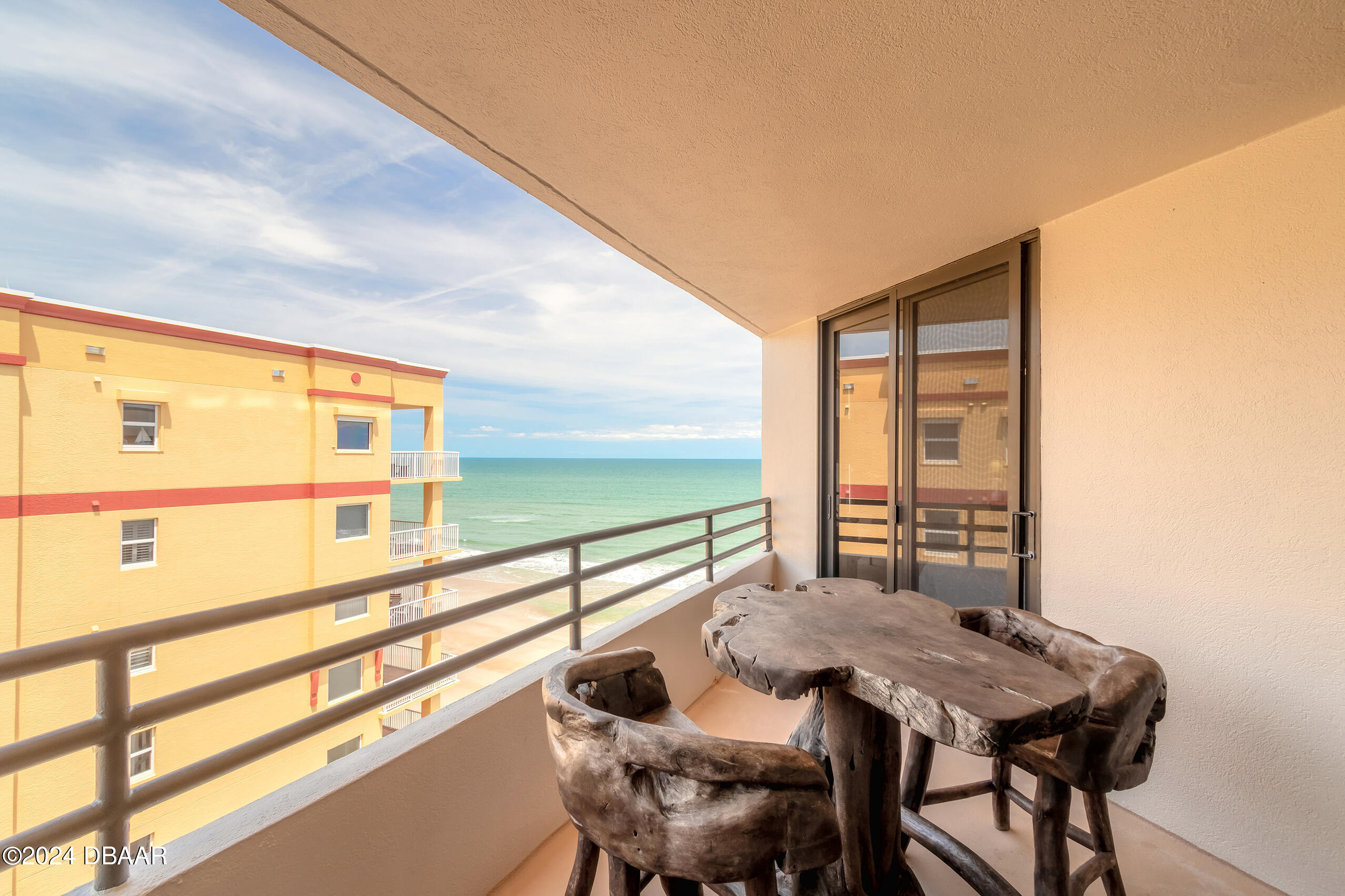 2917 S Atlantic Avenue, 1203