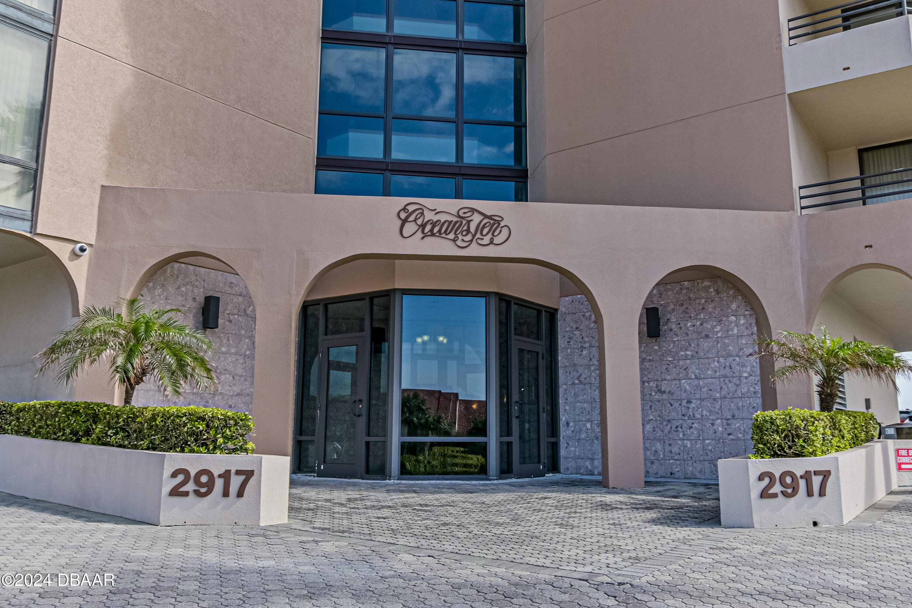 2917 S Atlantic Avenue, 1203