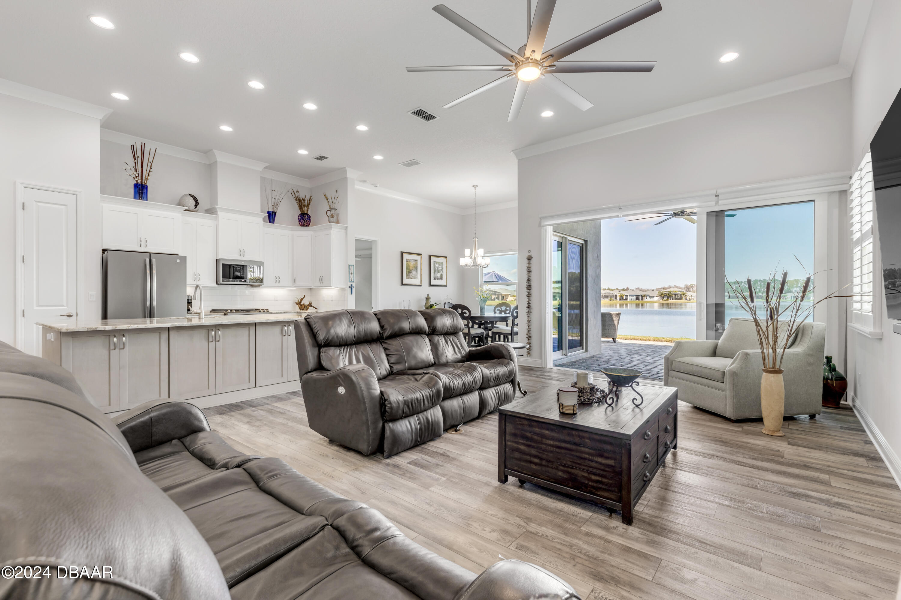 3007 King Palm Drive