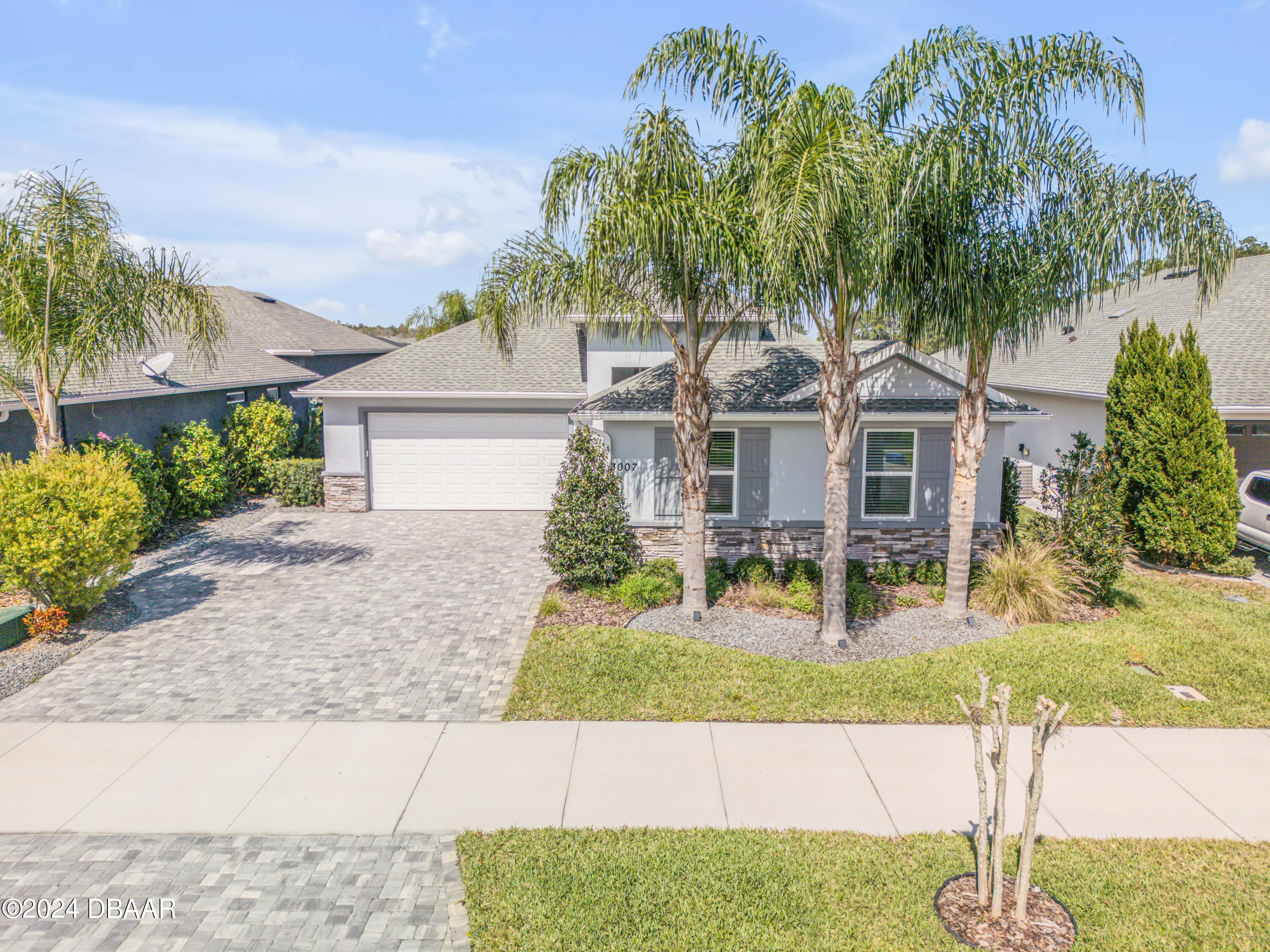 3007 King Palm Drive