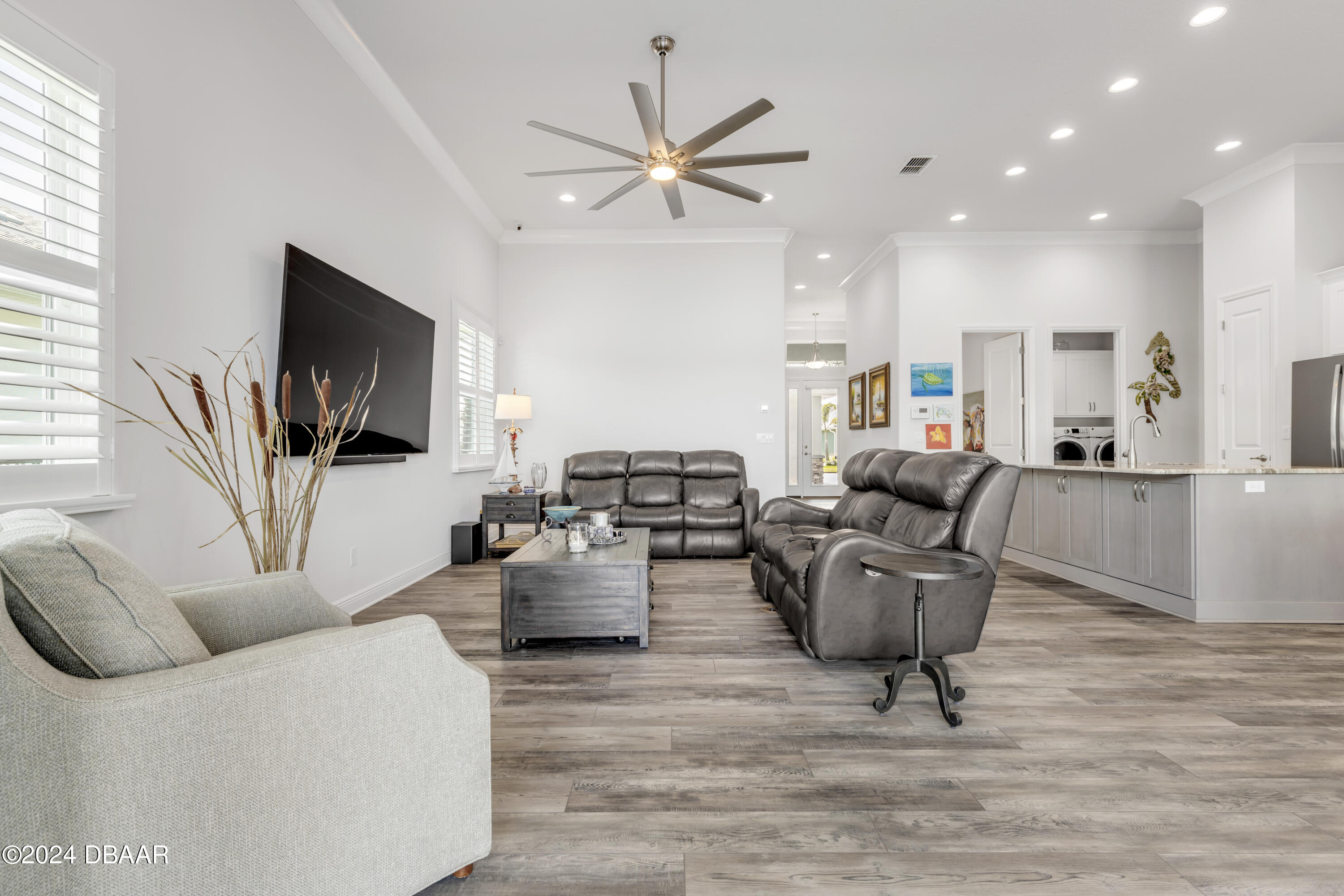 3007 King Palm Drive