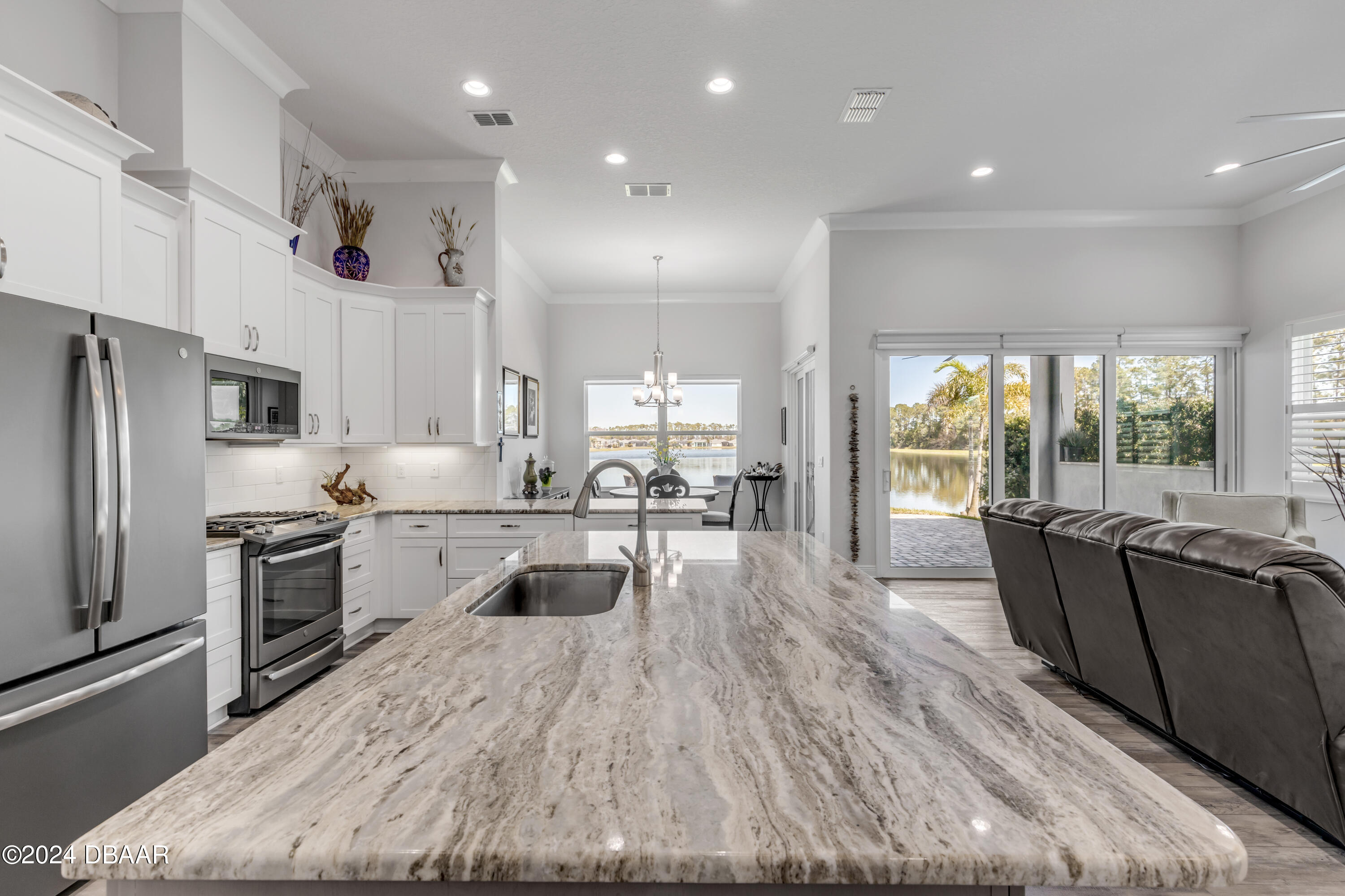 3007 King Palm Drive