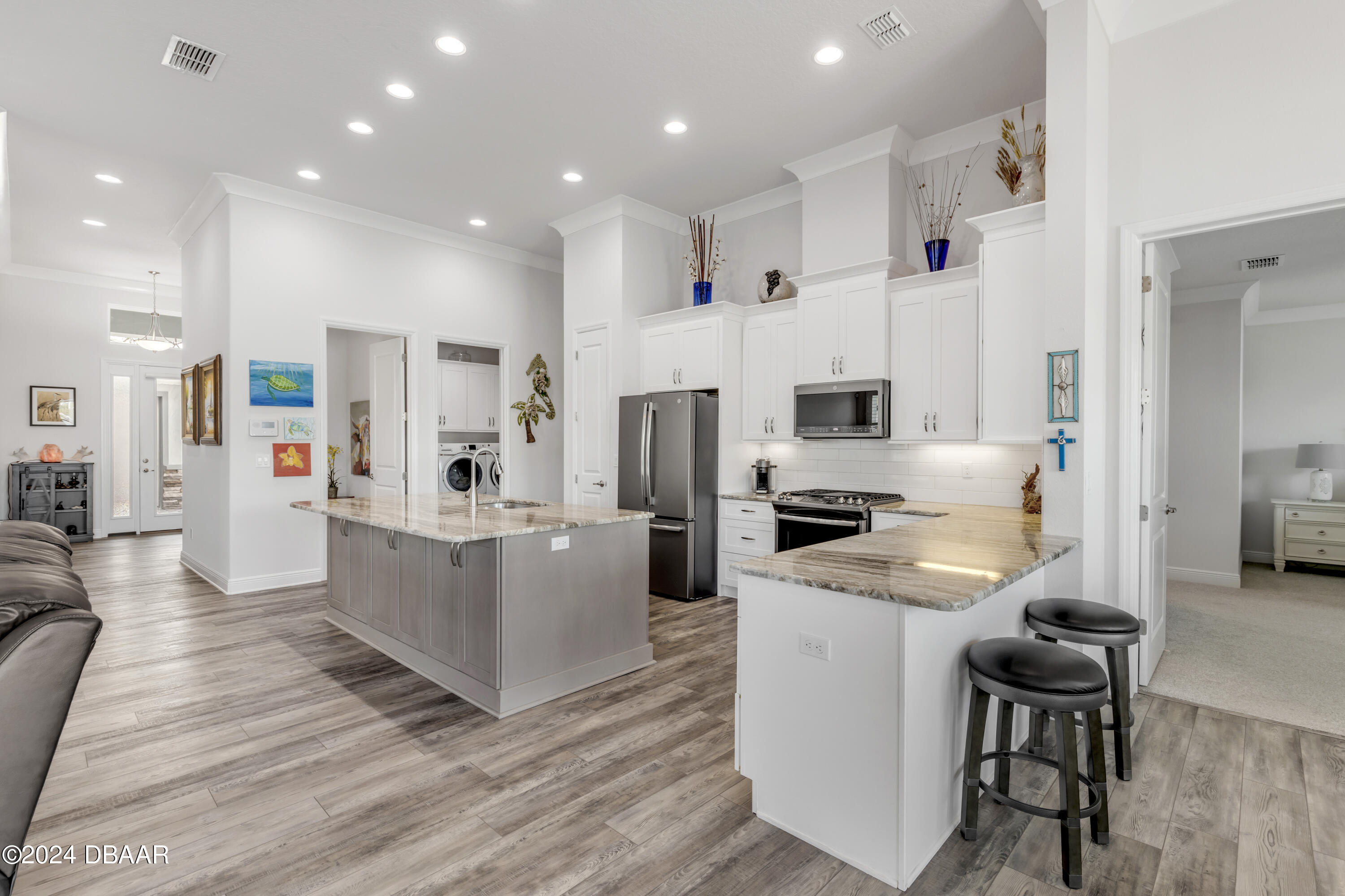 3007 King Palm Drive