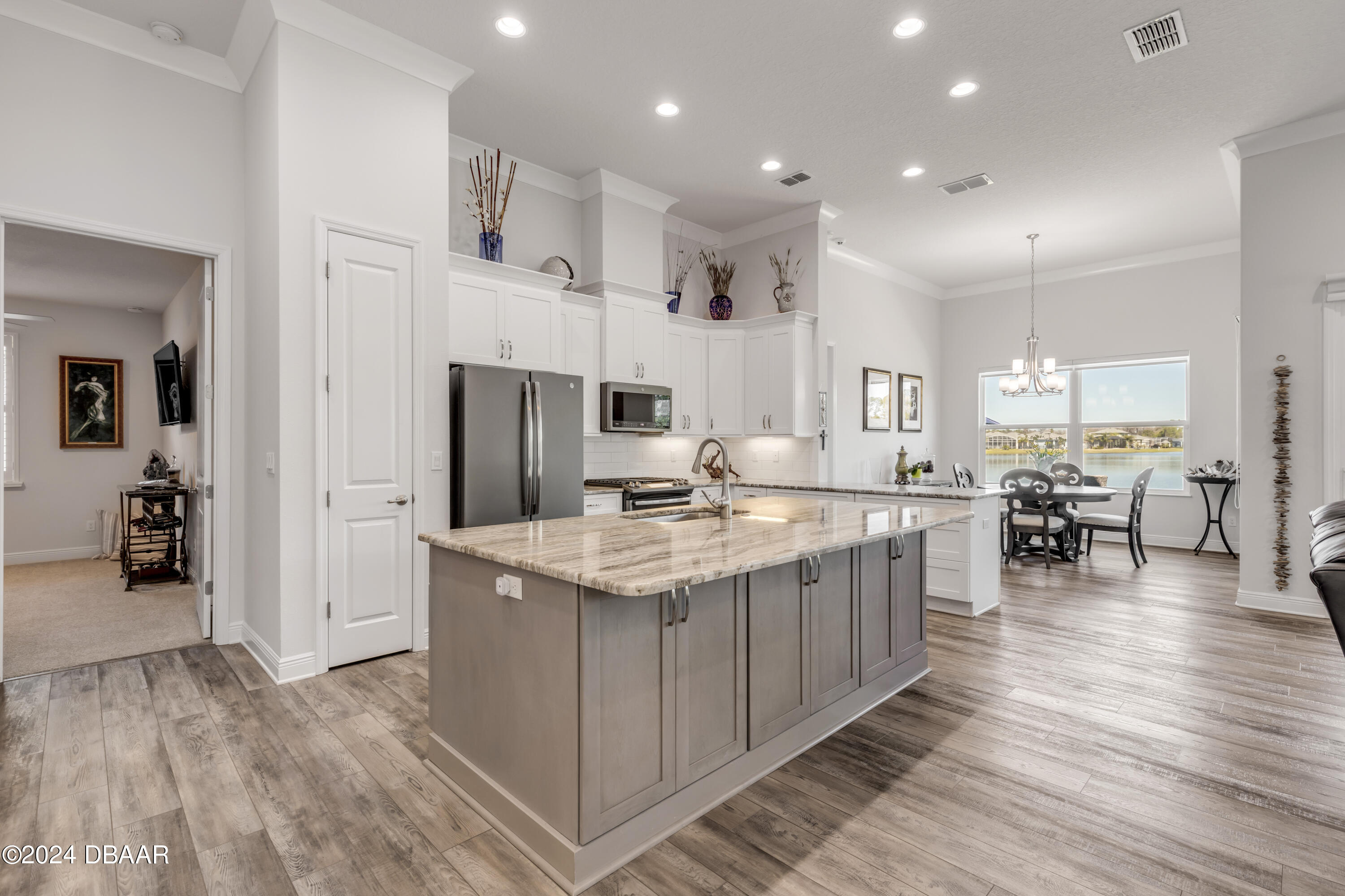 3007 King Palm Drive