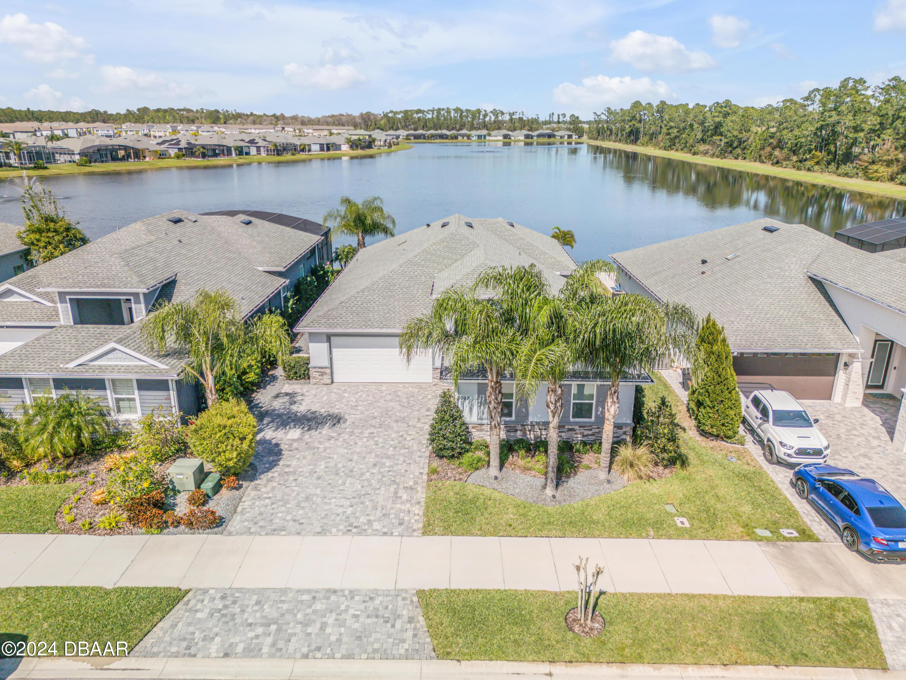 3007 King Palm Drive