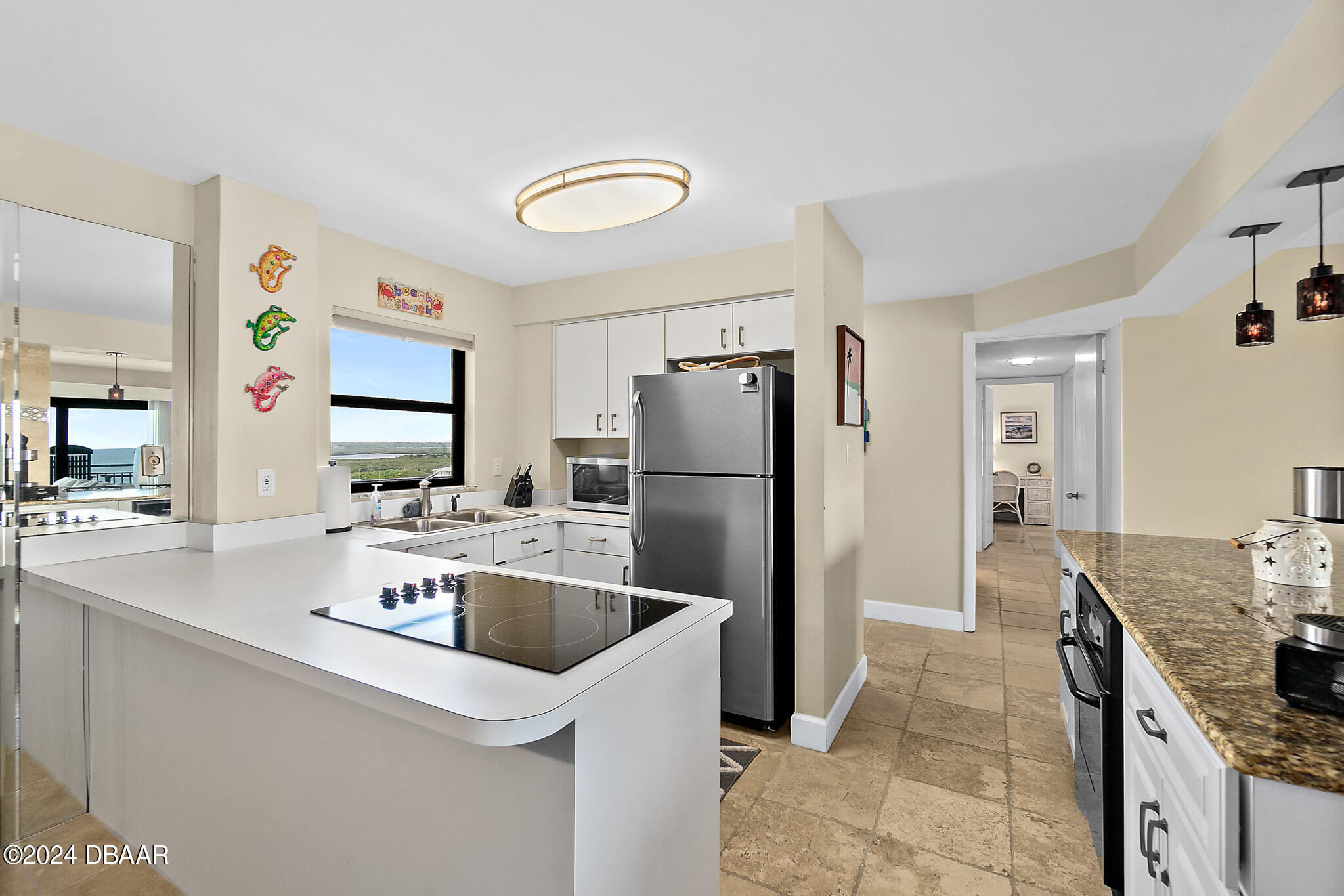 4445 S Atlantic Avenue, 803
