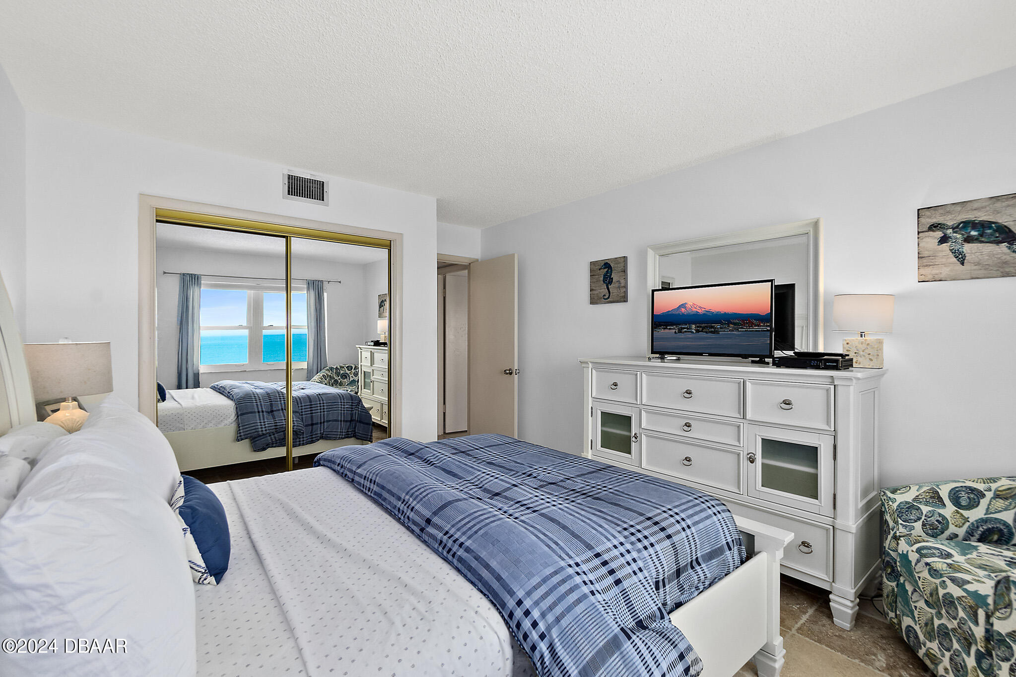 4445 S Atlantic Avenue, 803