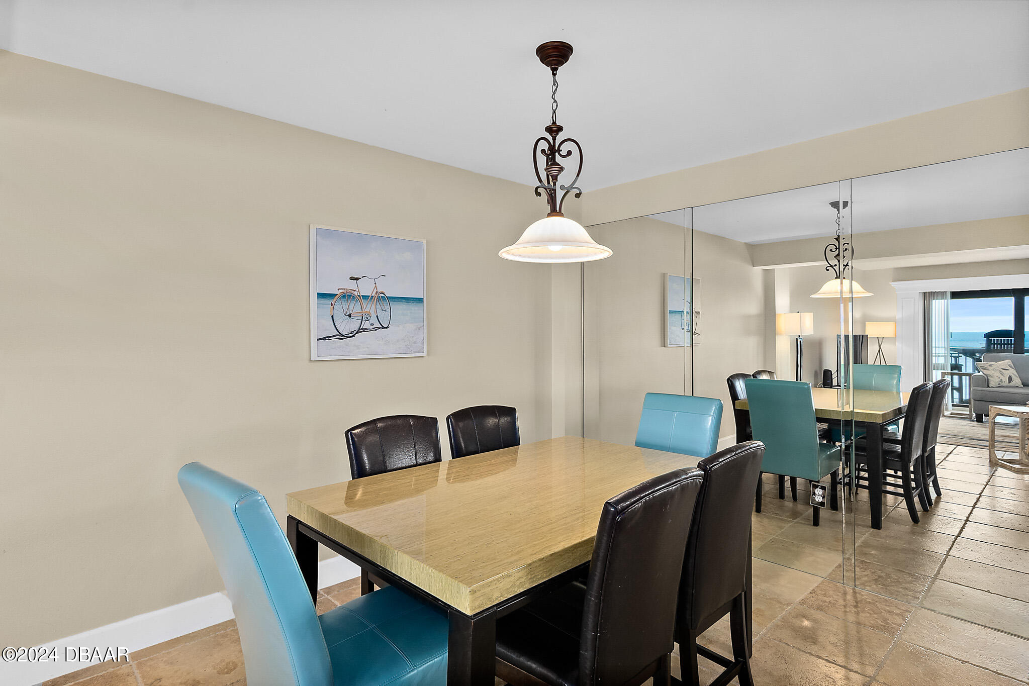 4445 S Atlantic Avenue, 803