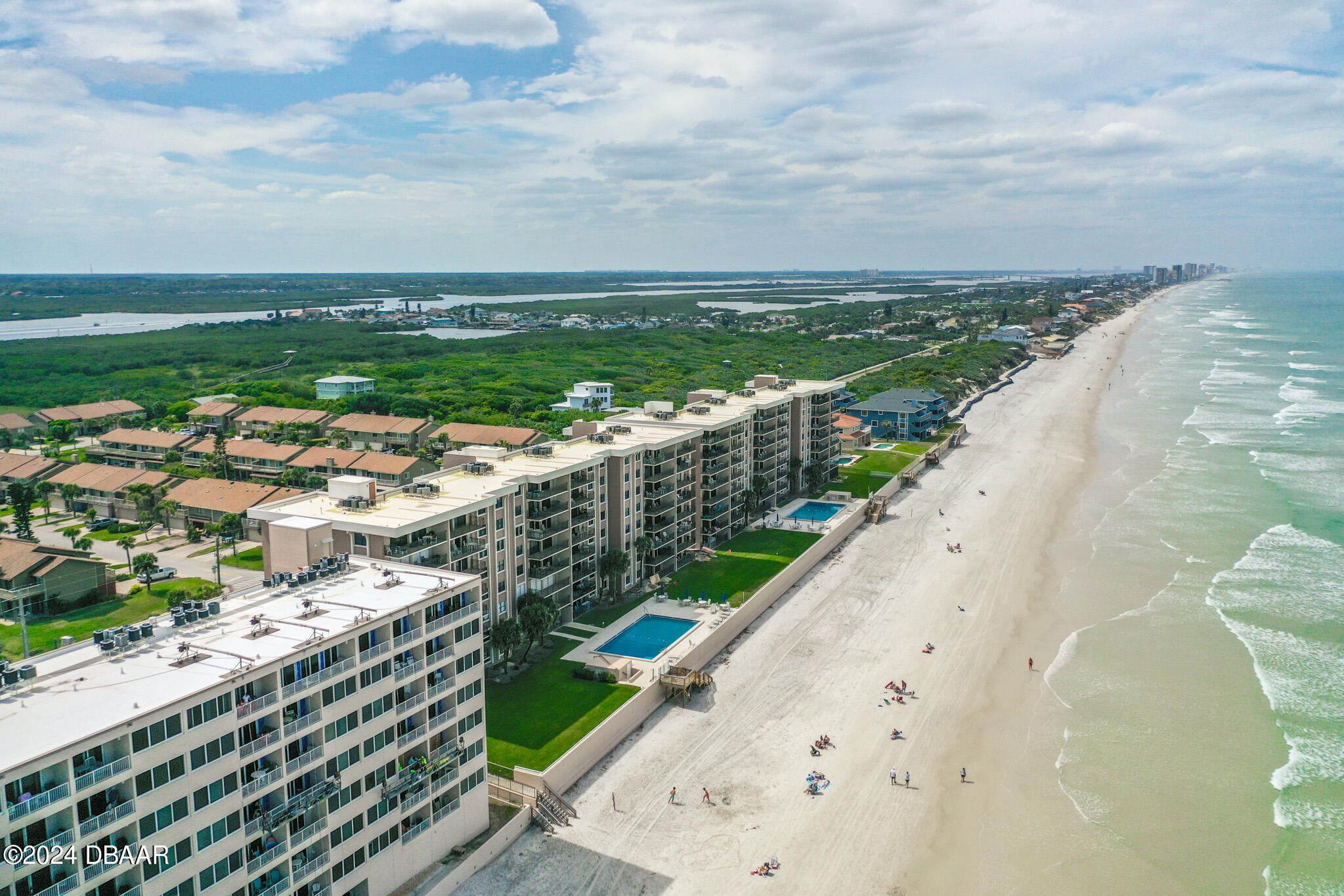 4445 S Atlantic Avenue, 803