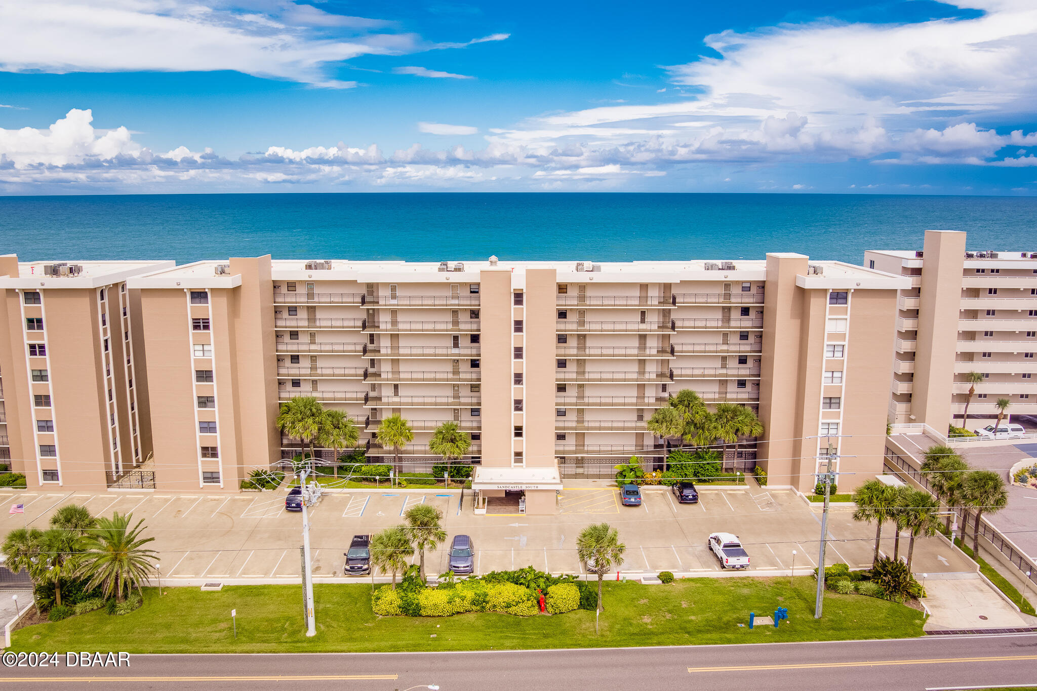 4445 S Atlantic Avenue, 803