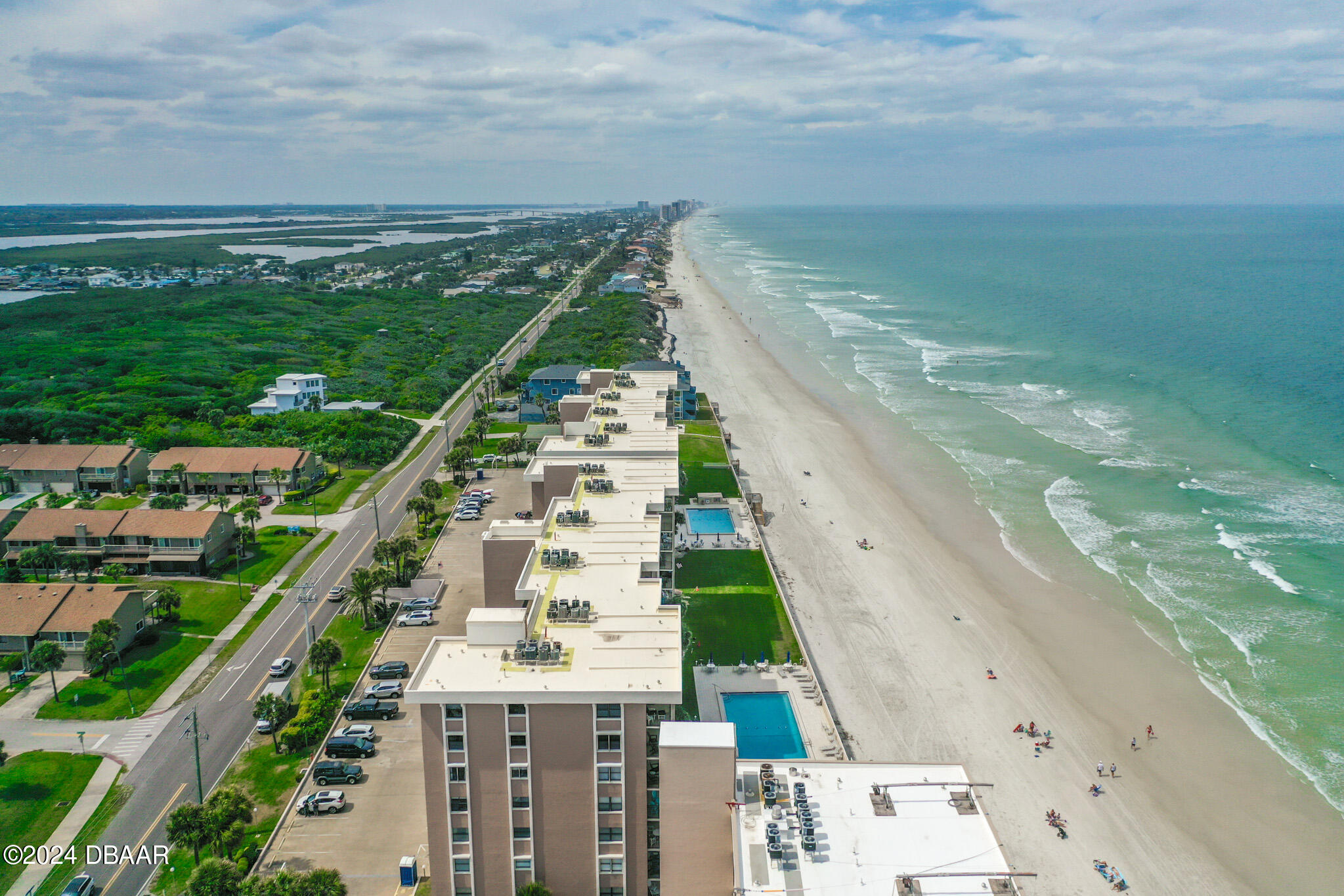 4445 S Atlantic Avenue, 803