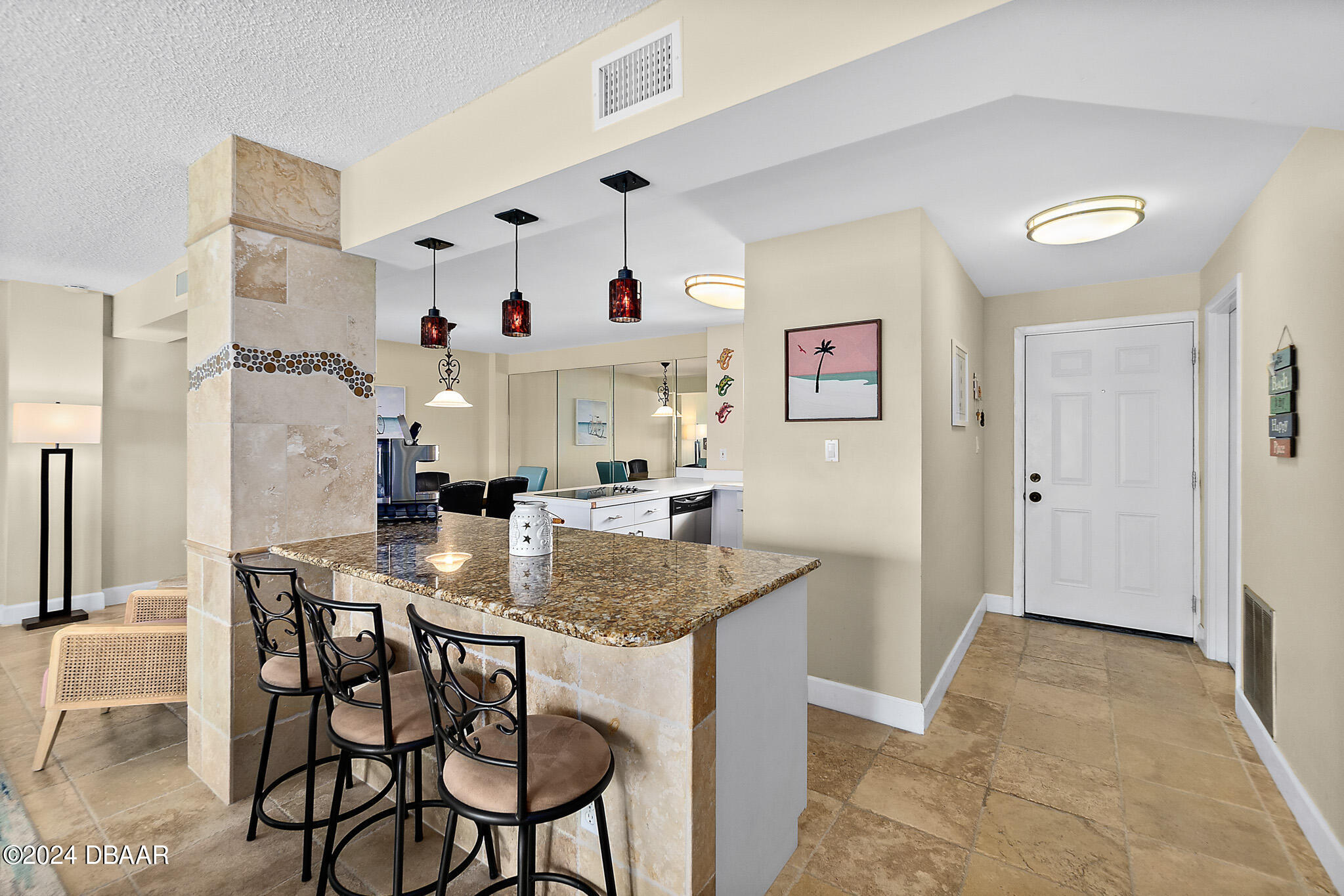 4445 S Atlantic Avenue, 803