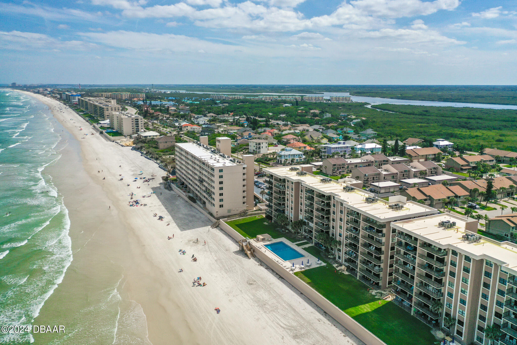 4445 S Atlantic Avenue, 803