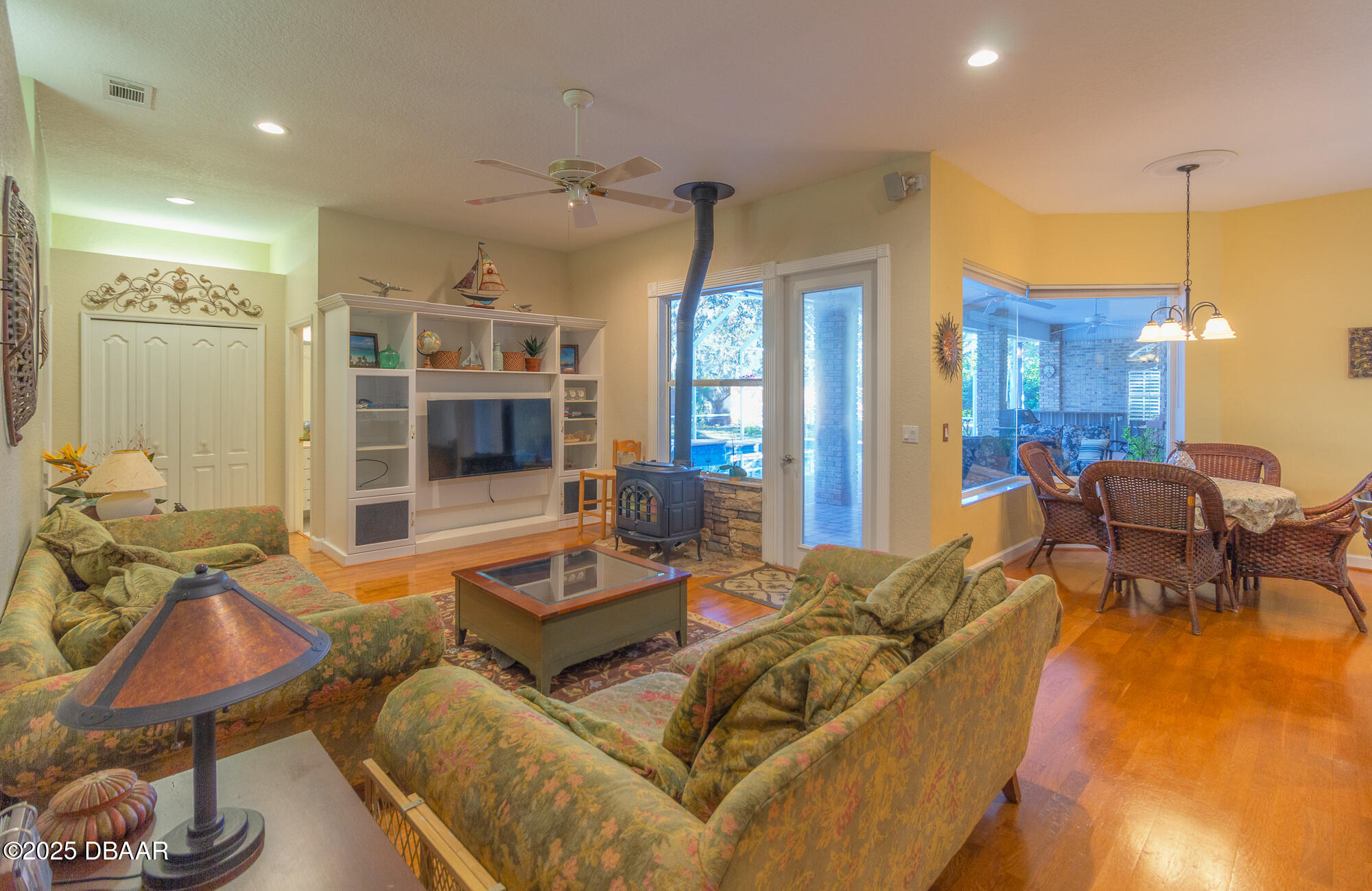 405 Oak River Drive