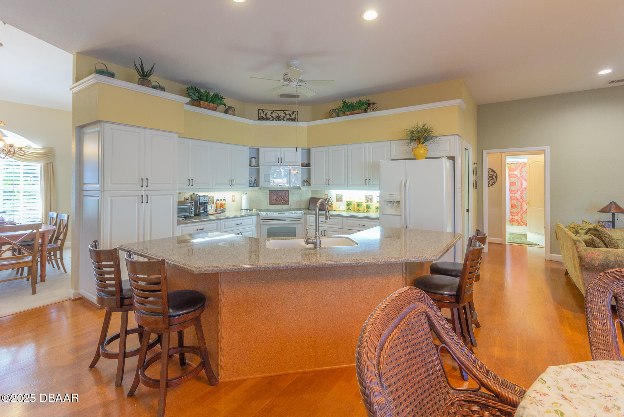 405 Oak River Drive