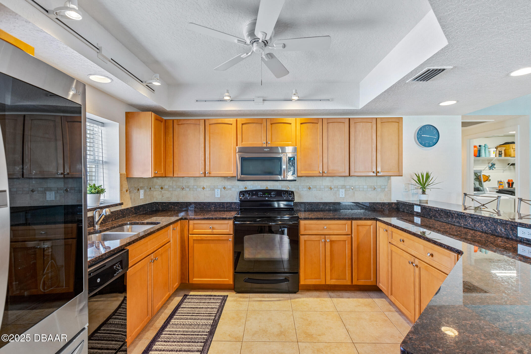 5300 S Atlantic Avenue, 12401