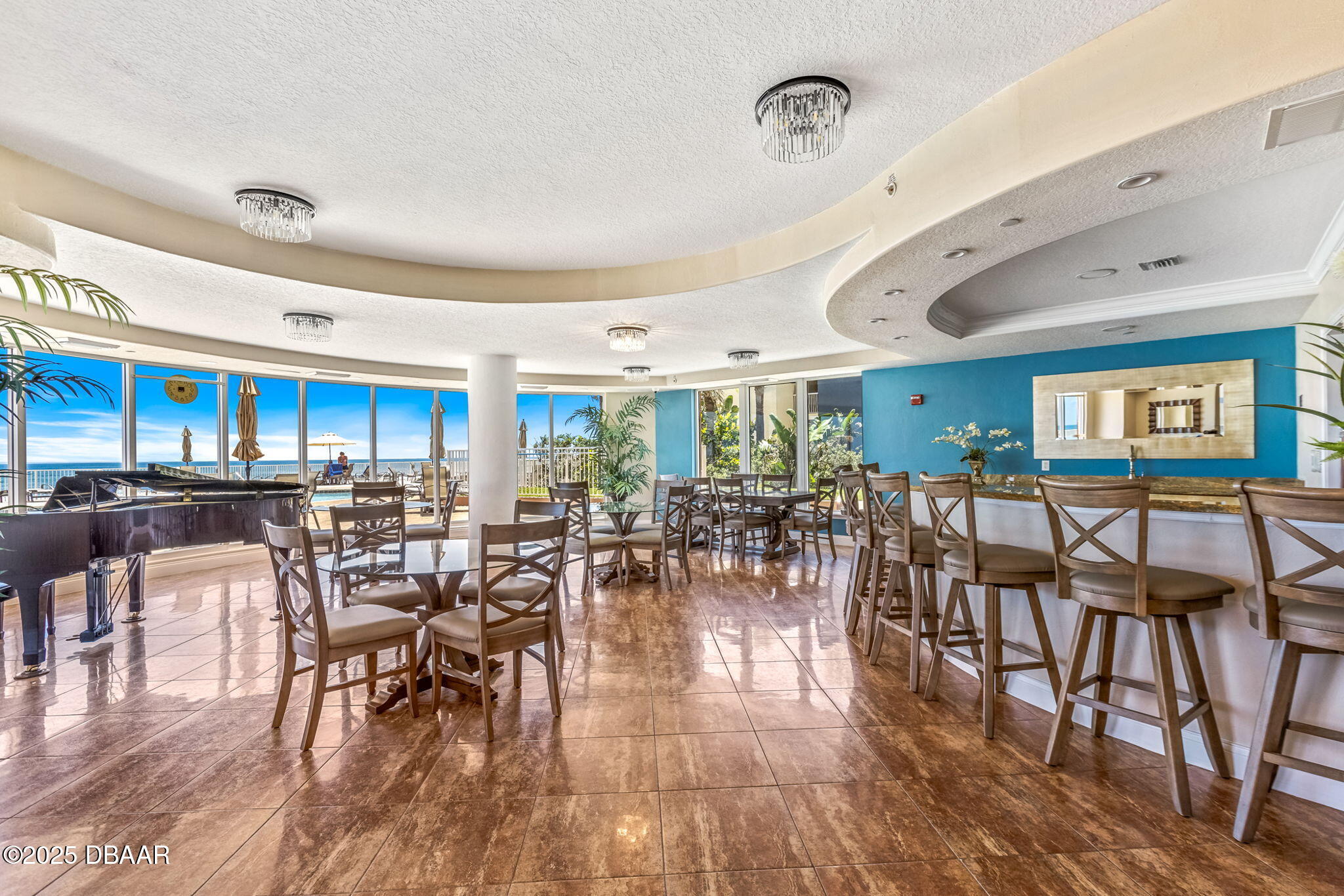 2515 S Atlantic Avenue, 507