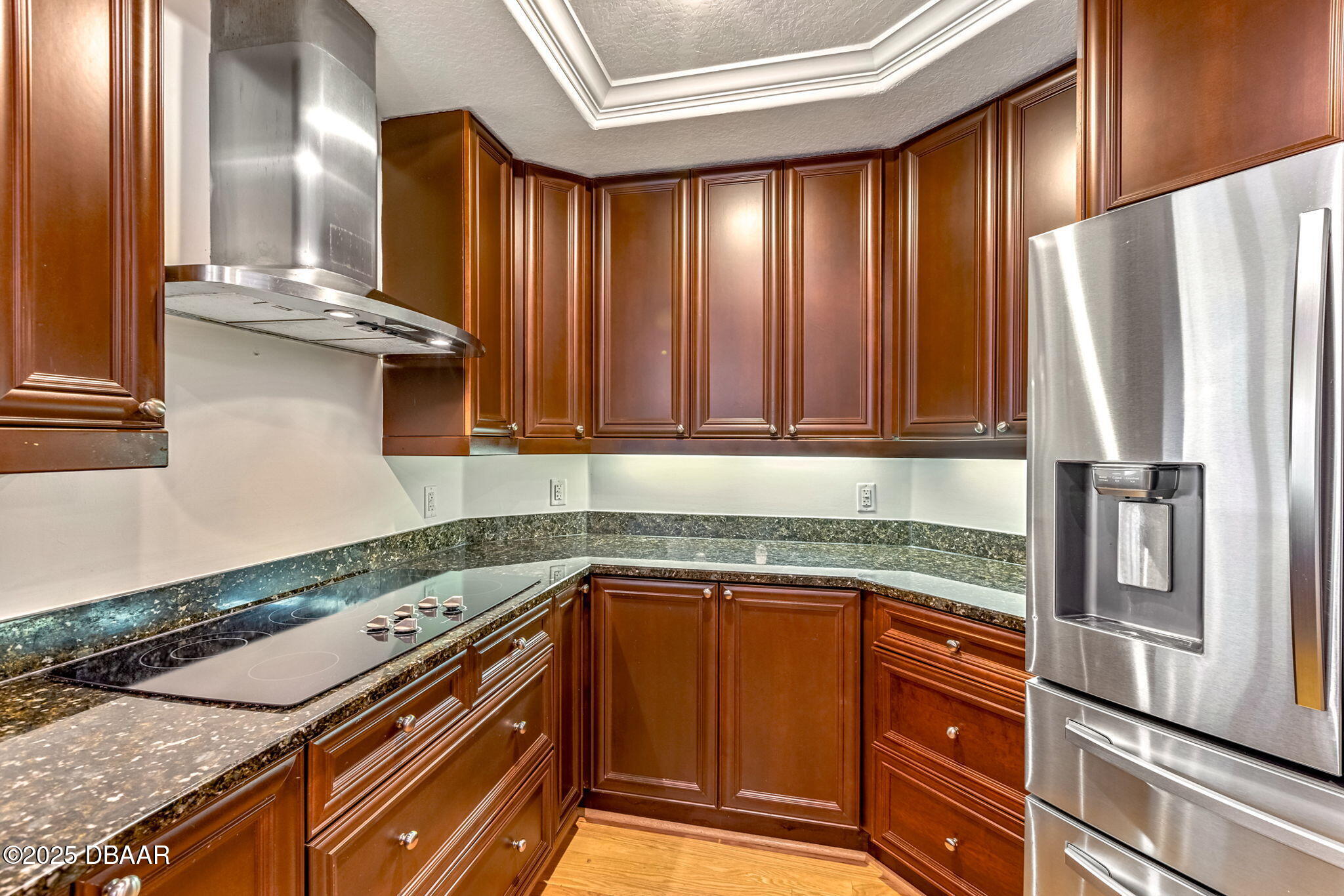 2515 S Atlantic Avenue, 507