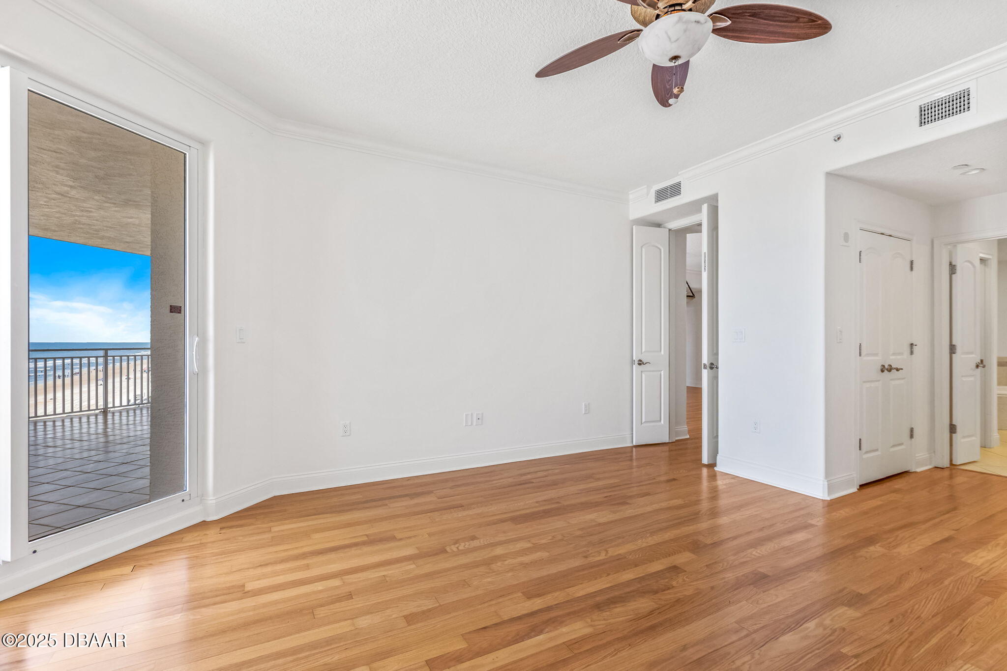 2515 S Atlantic Avenue, 507