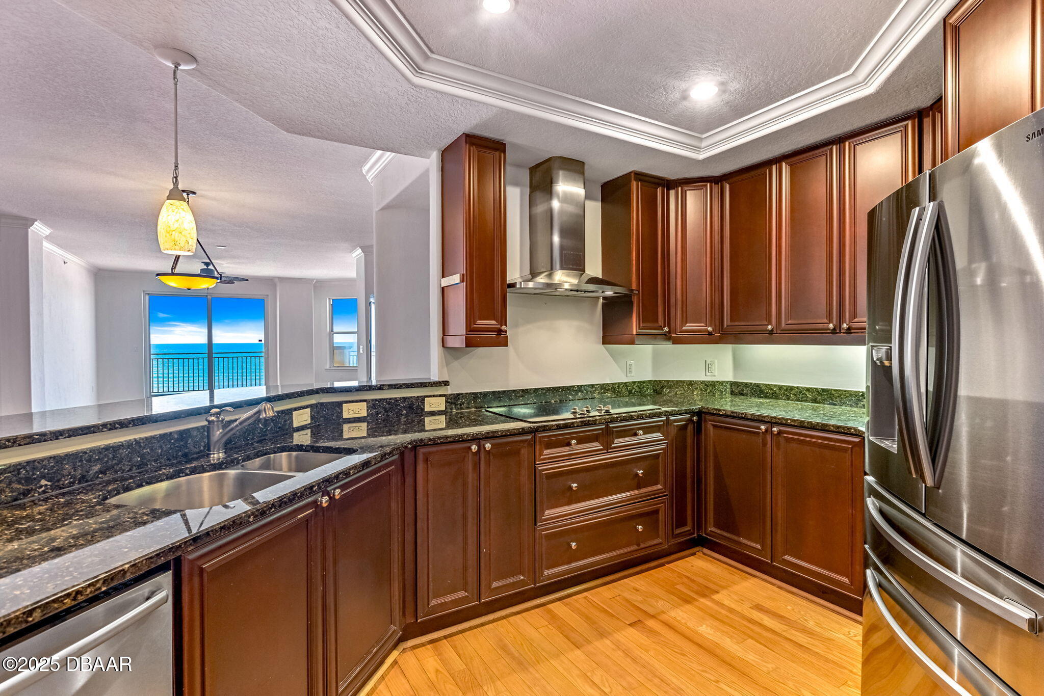 2515 S Atlantic Avenue, 507
