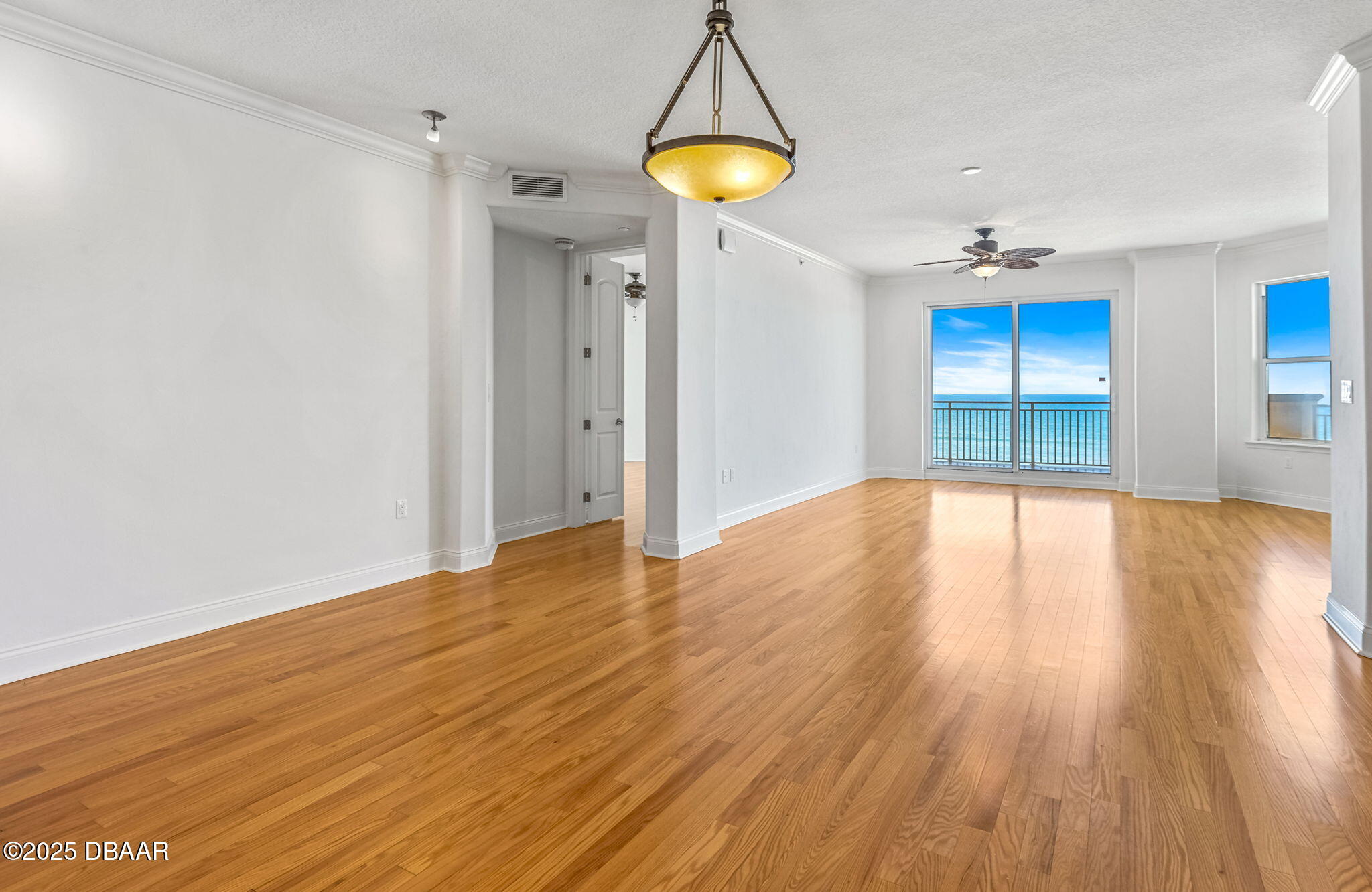 2515 S Atlantic Avenue, 507